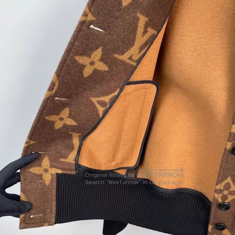Louis Vuitton Louis Vuitton Brown large logo contrasting wool patchwork Size XS / US 0-2 / IT 36-38 - 5 Thumbnail
