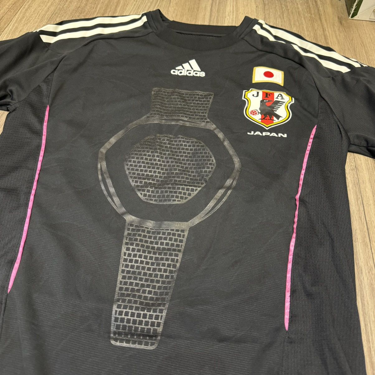 Adidas Japan women football 2010 player issue goalkeeper shirt Size L / US 10 / IT 46 - 3 Thumbnail