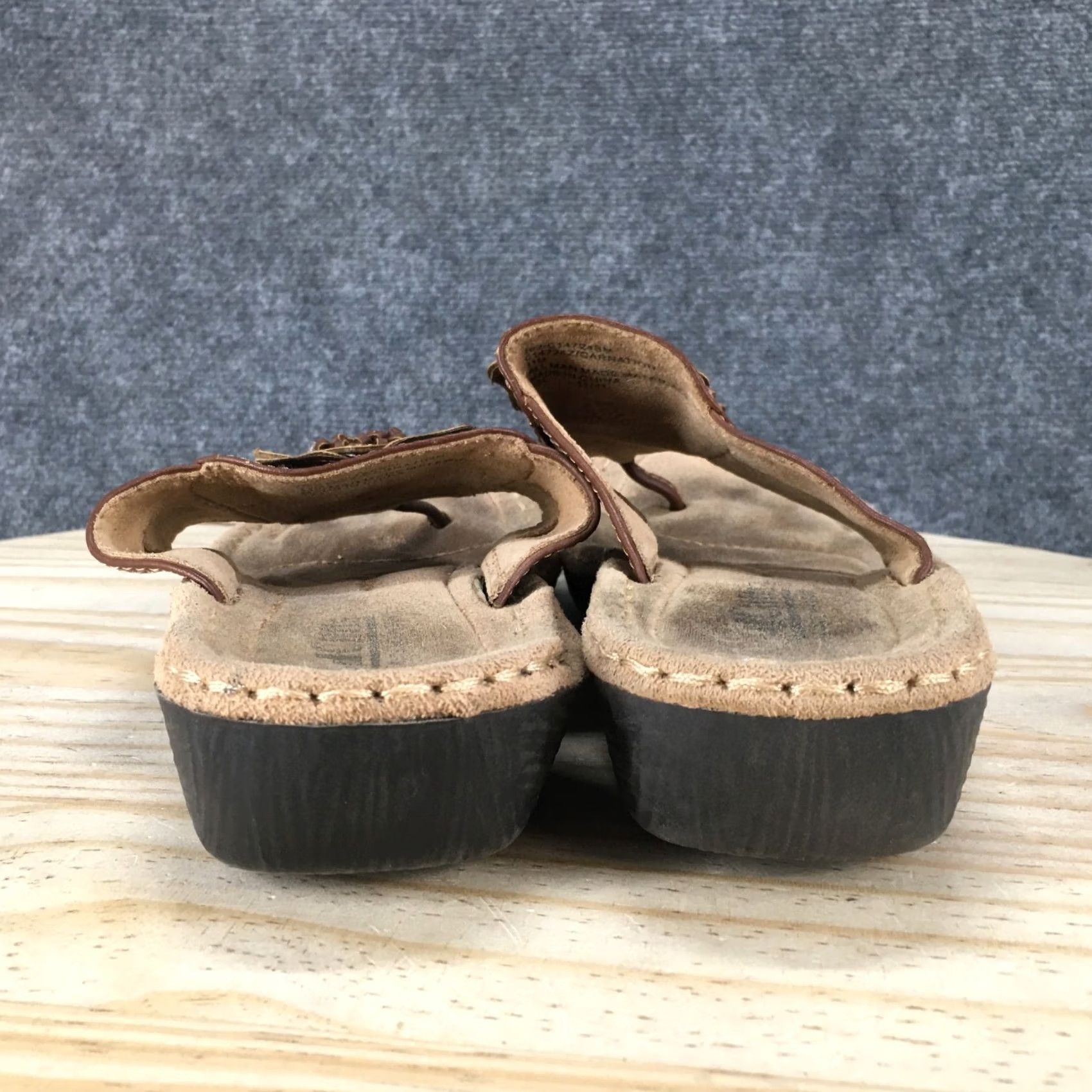 Vintage Cliffs White Mountain Sandals Womens 11M Carnation Thong Brown Faux Leather Casual Footwear Women Shoes Brown Faux Leather Slipper Sandal Size US 11 / IT 41 - 7 Thumbnail