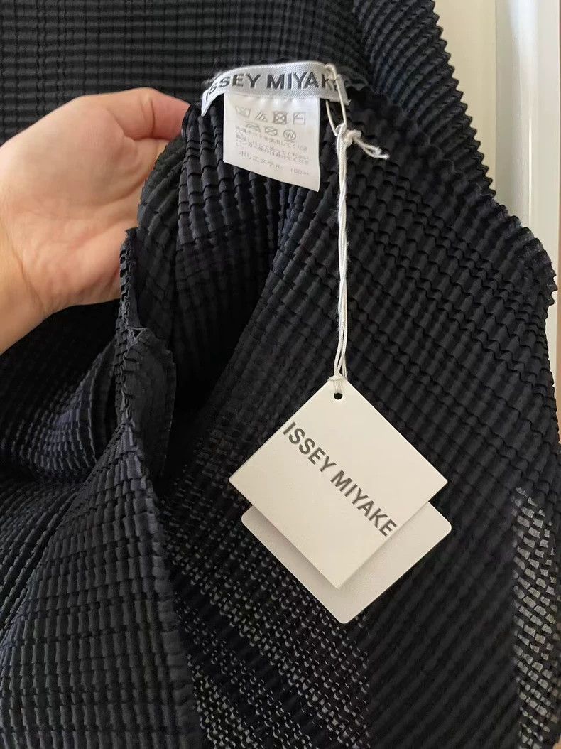 Issey Miyake Issey Miyake size:2 Black high-neck long-sleeved top Size M / US 6-8 / IT 42-44 - 3 Thumbnail