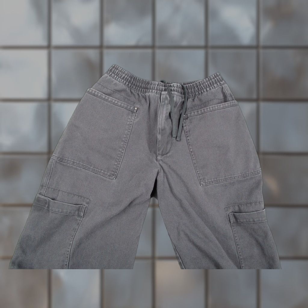 Nike Cargo Pants Mens M Gray Wide-Leg Cotton Cargo Pockets Drawstring Adjustable Waist 28x25 Cotton Canvas HJ0643-060 Vintage: No