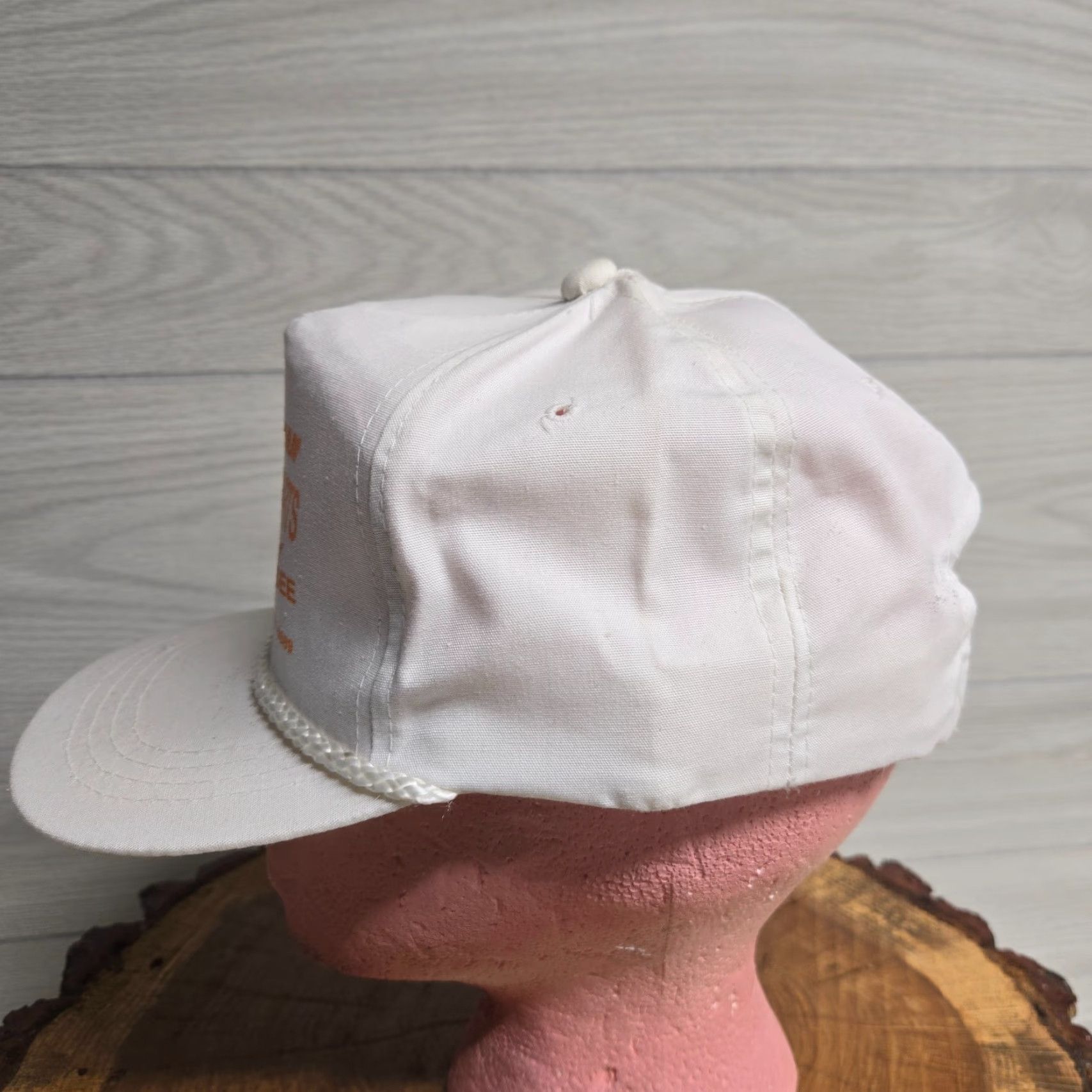 Vintage VINTAGE Snap-Back Trucker Hat Men One Size White 90s Jerr-Dan Glenn's Auto Nashville TN Tennessee Size ONE SIZE - 5 Thumbnail