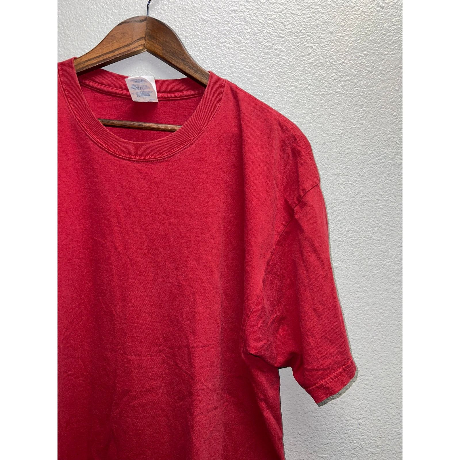 Gildan Y2K Gildan Ultra Cotton Red Blank Short Sleeve Shirt 2000s X Size US XL / EU 56 / 4 - 2 Thumbnail