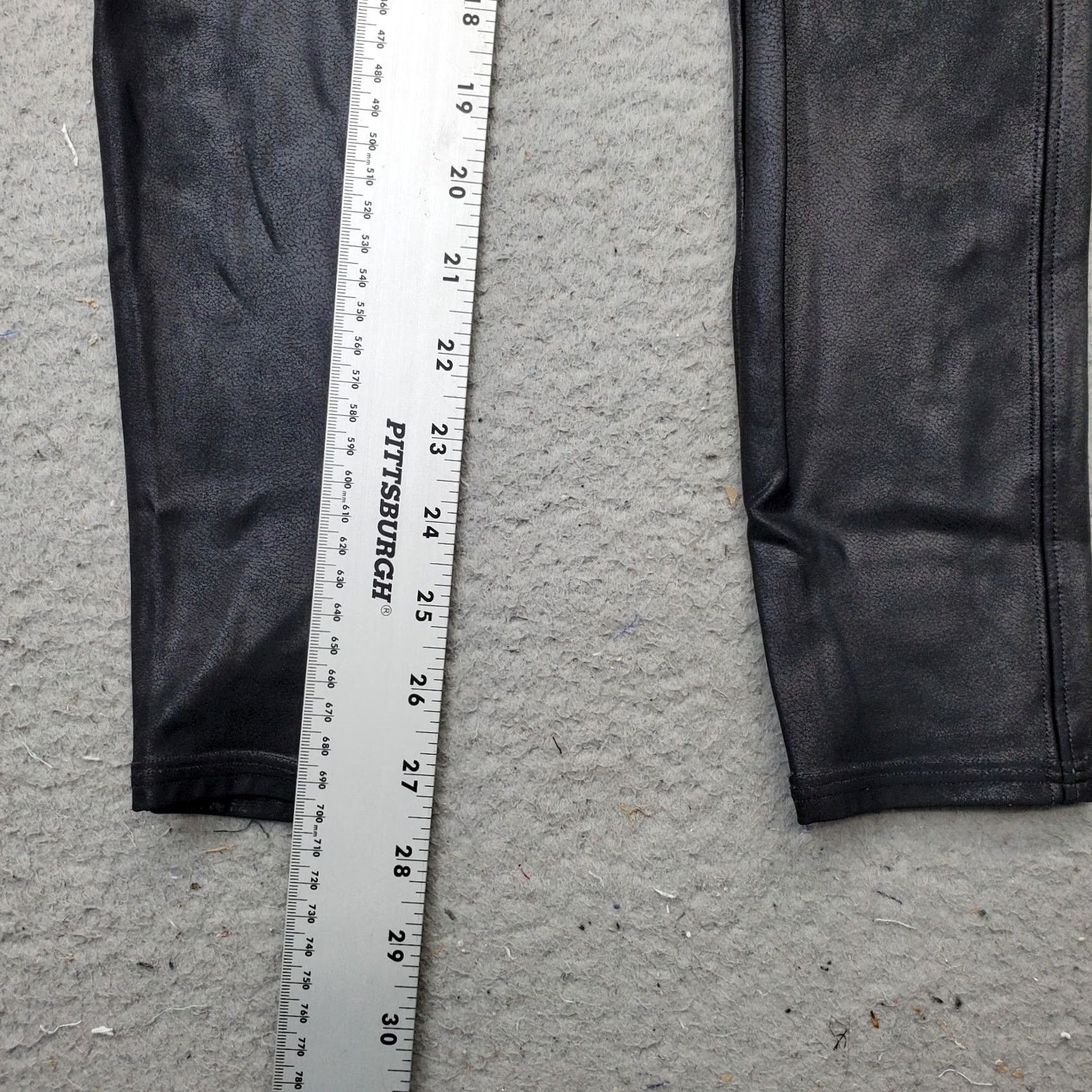 Spanx Spanx Leggings Womens Small Black Sparkly Stretch Low Rise Elastic Waist Pull On Size 28" / US 6 / IT 42 - 4 Thumbnail
