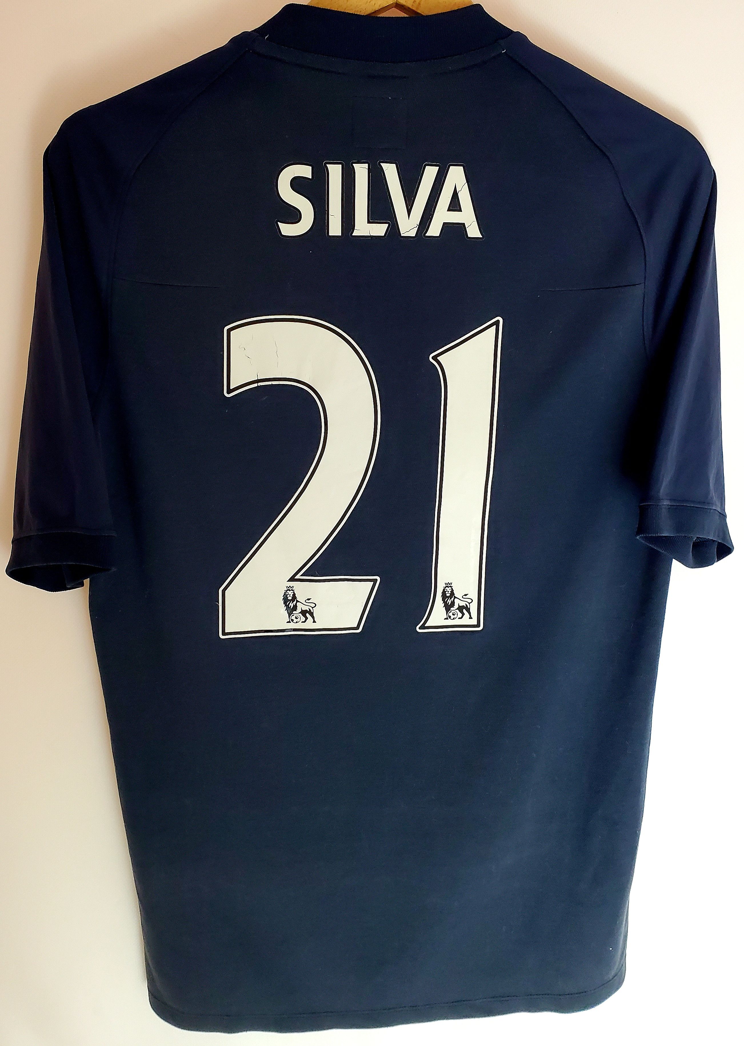 Umbro Manchester City Away shirt 2010/11 Umbro #21 David Silva S Size US S / EU 44-46 / 1 - 2 Thumbnail