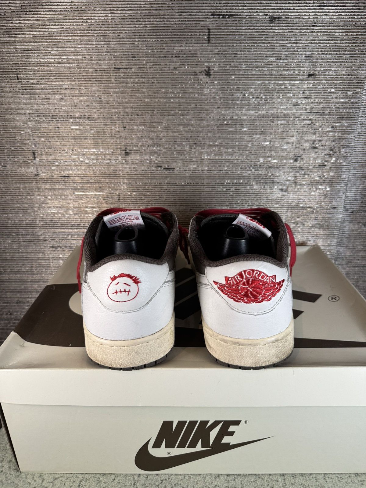 Jordan Brand × Travis Scott Travis Scott x Air Jordan 1 Retro Low OG ‘Reverse Mocha’ Size US 13 / EU 46 - 6 Thumbnail