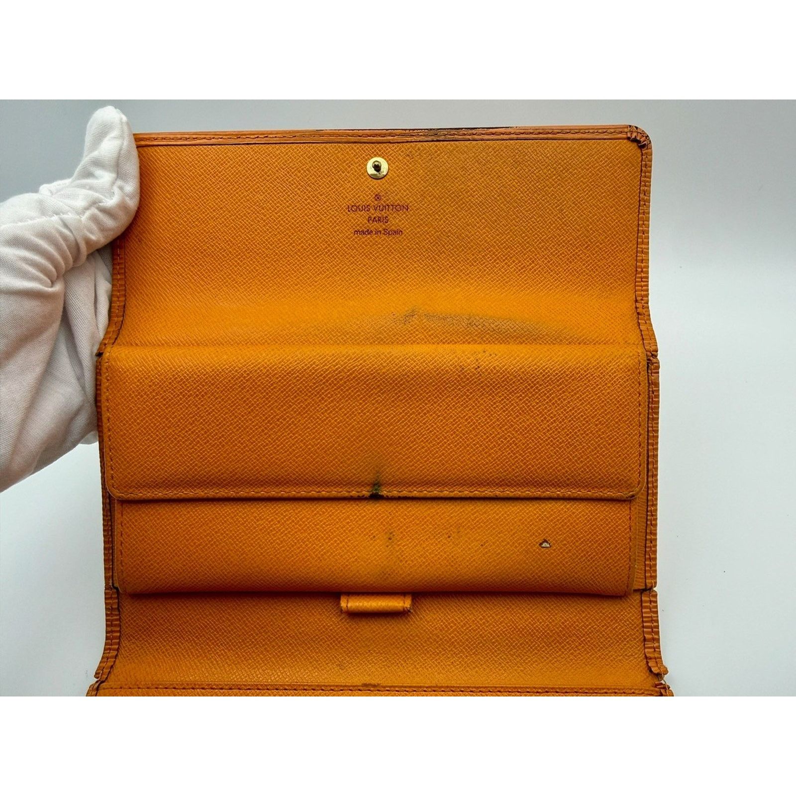Louis Vuitton LOUIS VUITTON Epi Porte Tresor International Mandarin Wallet Size ONE SIZE - 4 Thumbnail