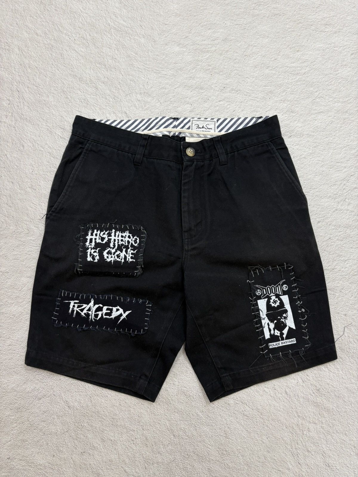 Undercover 90s Mf doom punk short panst y2k style Size US 29 - 1 Thumbnail