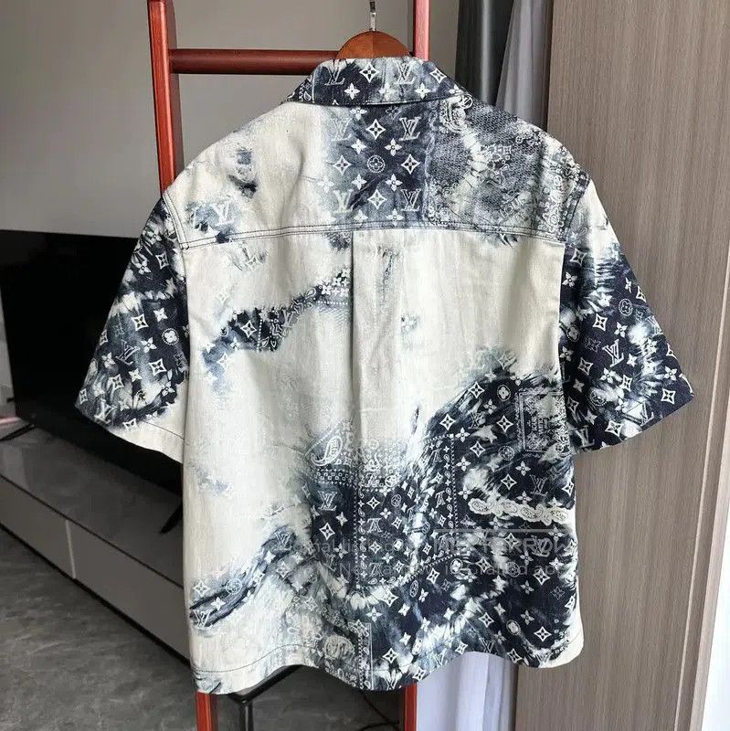Other Louis Vuitton Blue Cotton Summer Shirt . Size US L / EU 52-54 / 3 - 2 Thumbnail