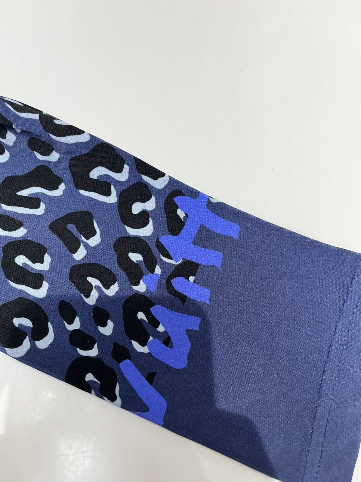Louis Vuitton Louis Vuitton Leggings Blue Size 25" / US 0 / IT 36 - 4 Thumbnail