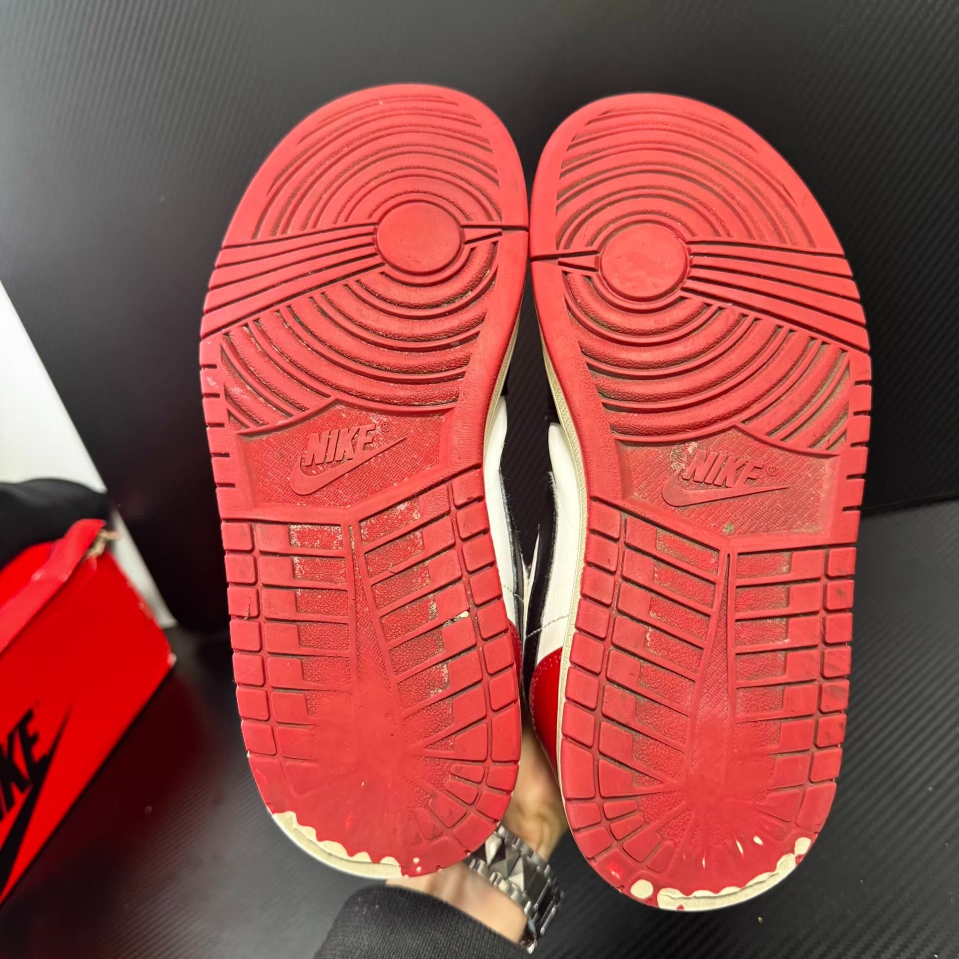 Nike Nike AJ1 Low Q11 Size US 8 / EU 41 - 4 Thumbnail