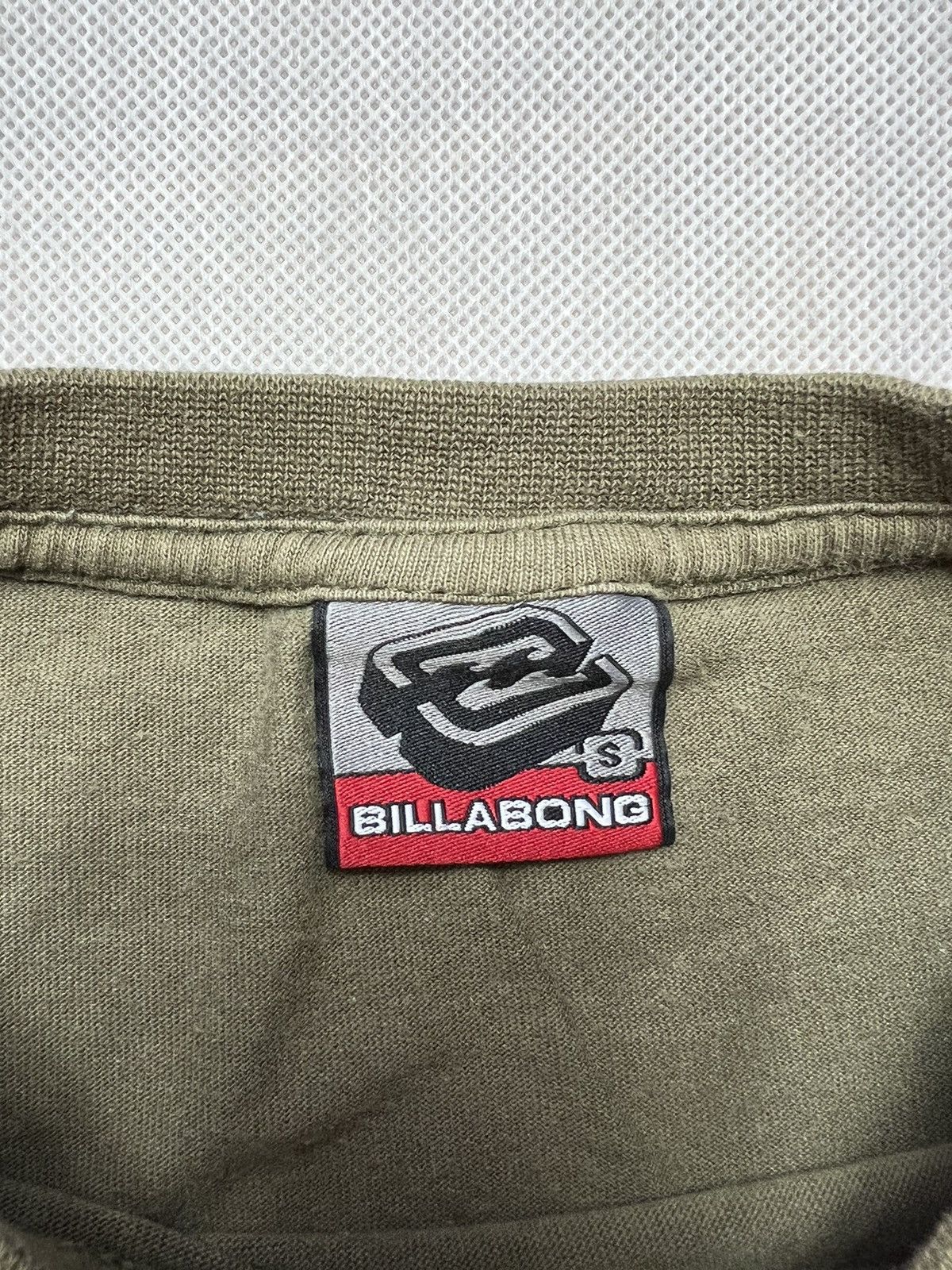 Billabong × Vintage Tshirt Billabong Center Logo Vintage Size US S / EU 44-46 / 1 - 2 Thumbnail