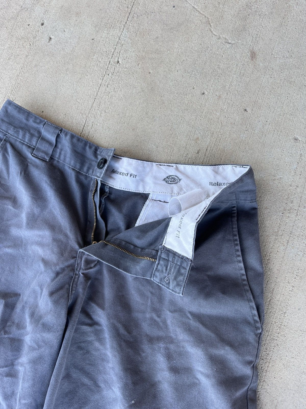 Dickies Vintage Dickies Cargo Shorts Size US 32 / EU 48 - 4 Thumbnail