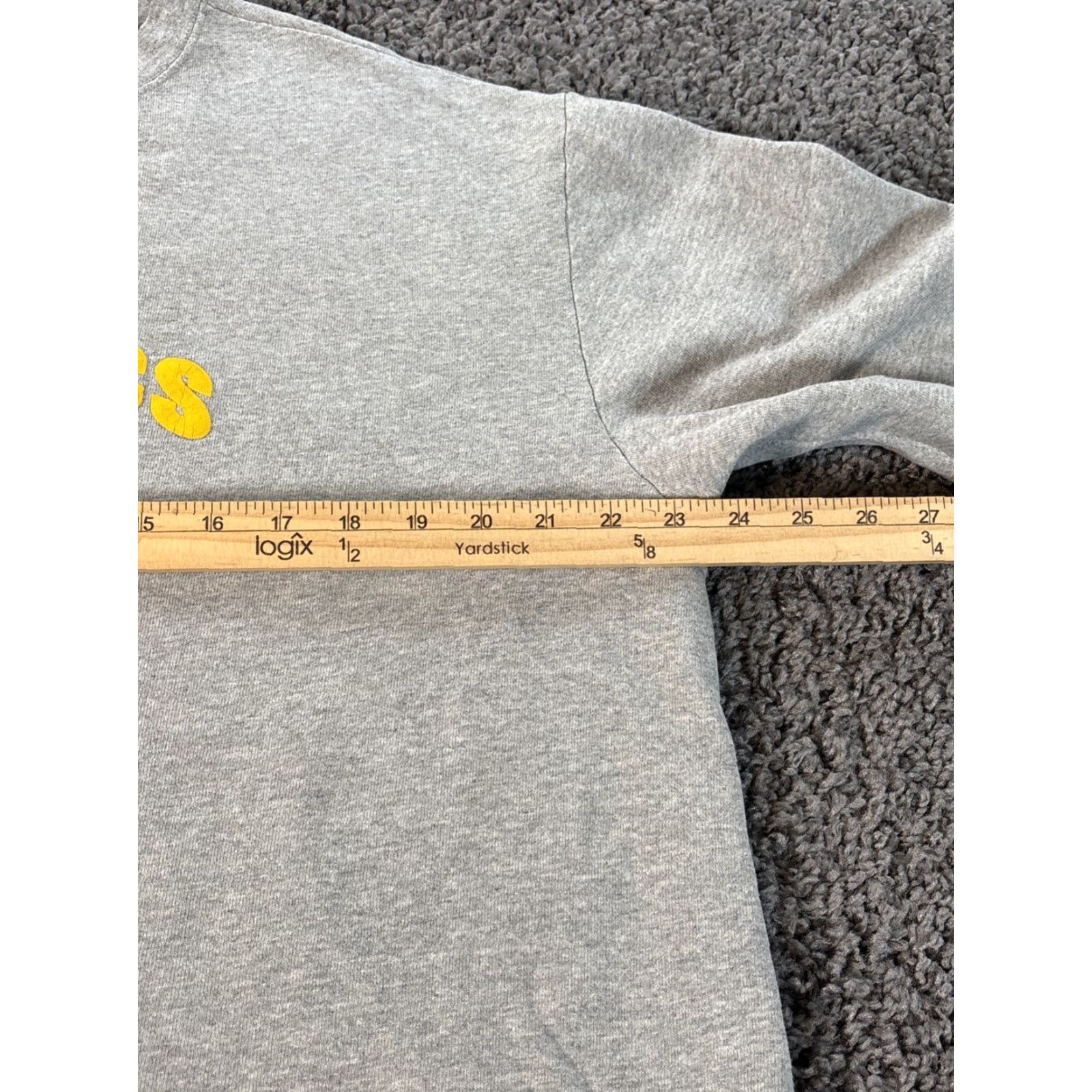 Nike VINTAGE Nike Sweatshirt Mens L Athletics Gray Distressed 90s Fleece Pullover Heavyweight Graphic Print Size US L / EU 52-54 / 3 - 3 Thumbnail