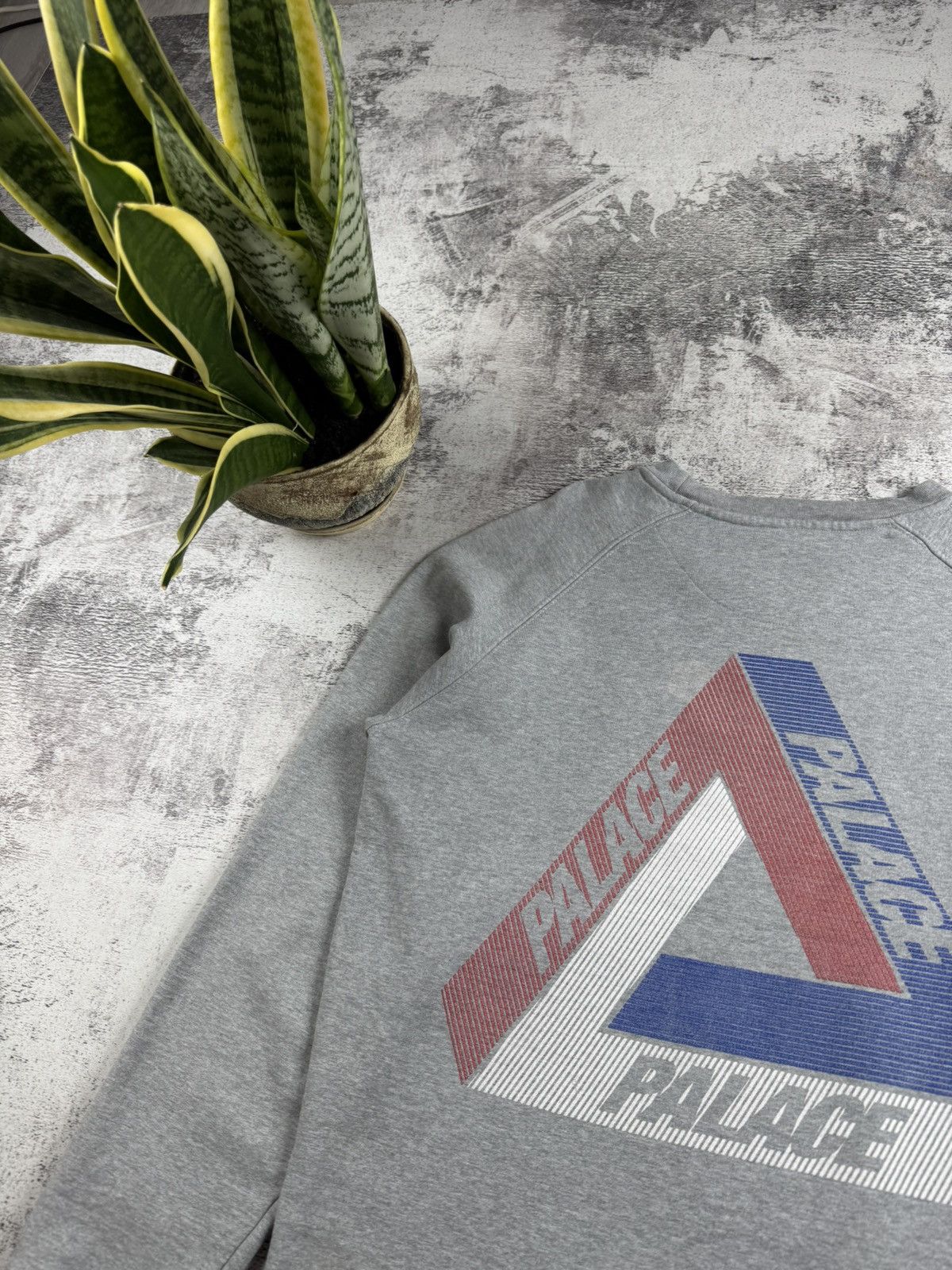 Palace Palace Tri-Line Men’s Cotton Large Crew Neck Hip Hop Skate Sweatshirt Pullover Size US L / EU 52-54 / 3 - 7 Thumbnail