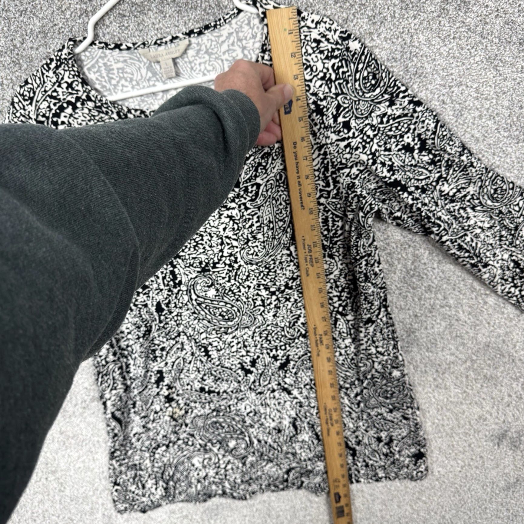 Laura Ashley VINTAGE Laura Ashley Top Paisley Blouse Tunic 3/4 Sleeve Black Women L Round Neck Office Workwear Classic Peasant Modern Seasonal Lightweight Size L / US 10 / IT 46 - 2 Thumbnail