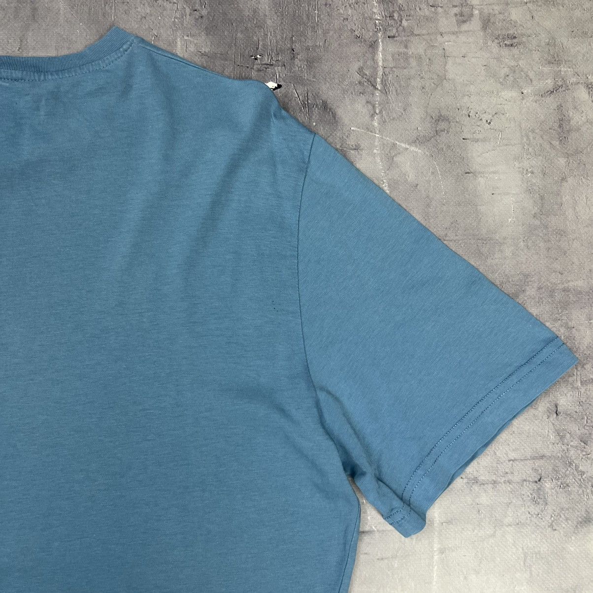 Vivienne Westwood Rare! Vivienne Westwood Luxury Tee Ord Logo Size US L / EU 52-54 / 3 - 15 Thumbnail