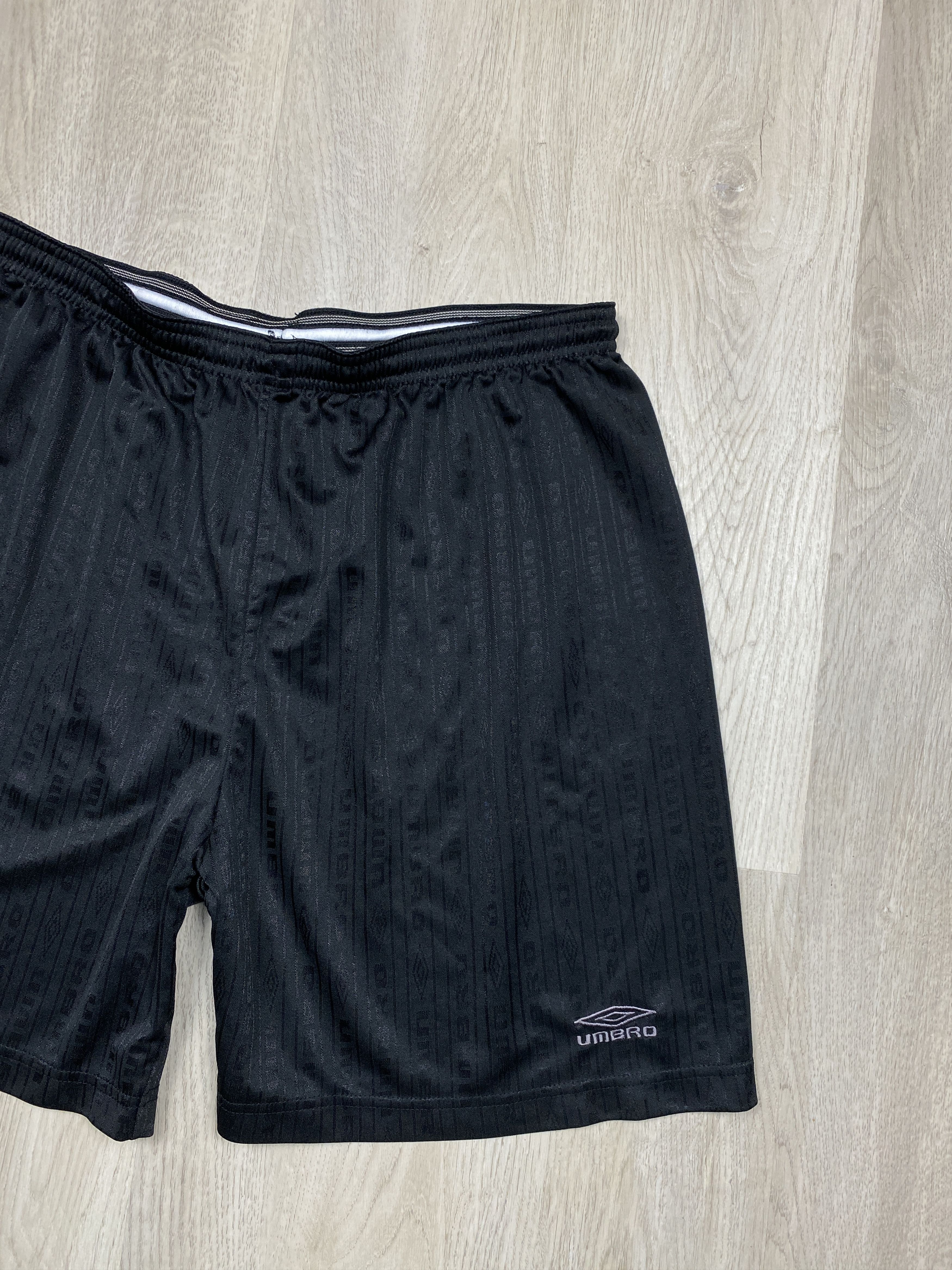 Umbro × Vintage Umbro Vintage Mens Monogram Shorts Y2K Size US 38 / EU 54 - 2 Thumbnail
