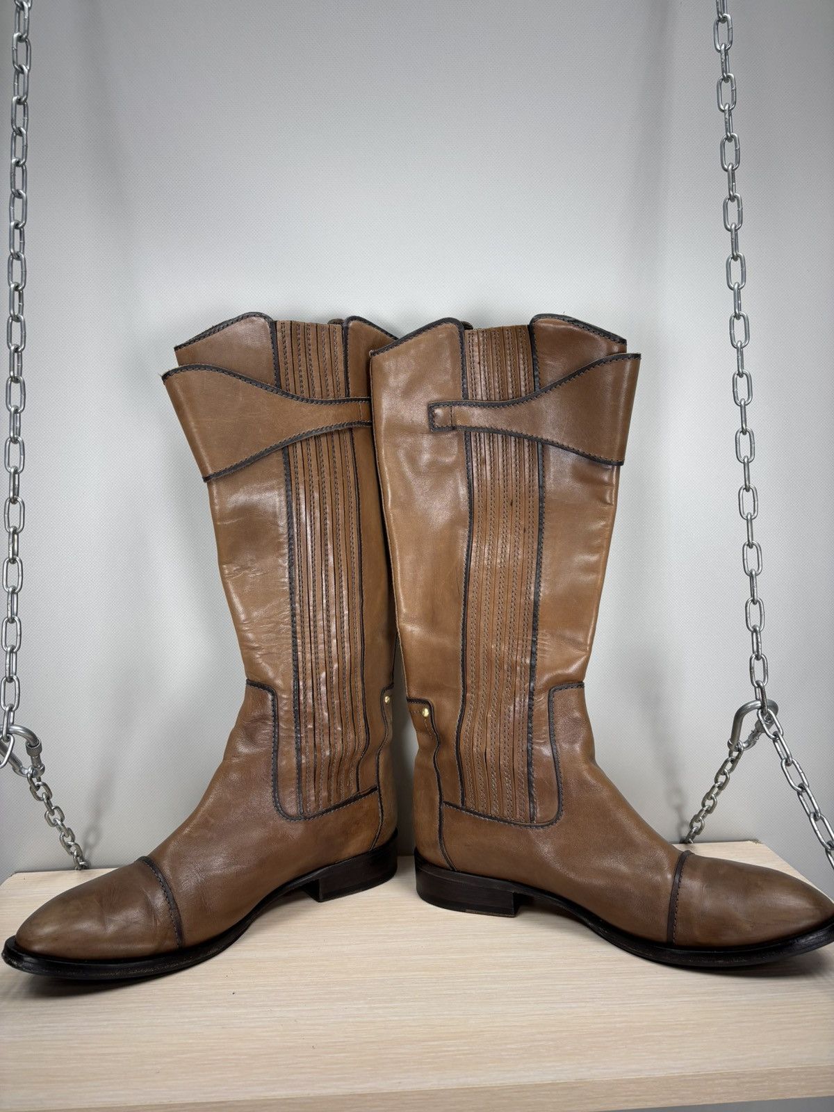 Hugo Boss Womens leather boots Hugo Boss Size 39 1/2 Color Brown Size US 9.5 / IT 39.5 - 7 Thumbnail