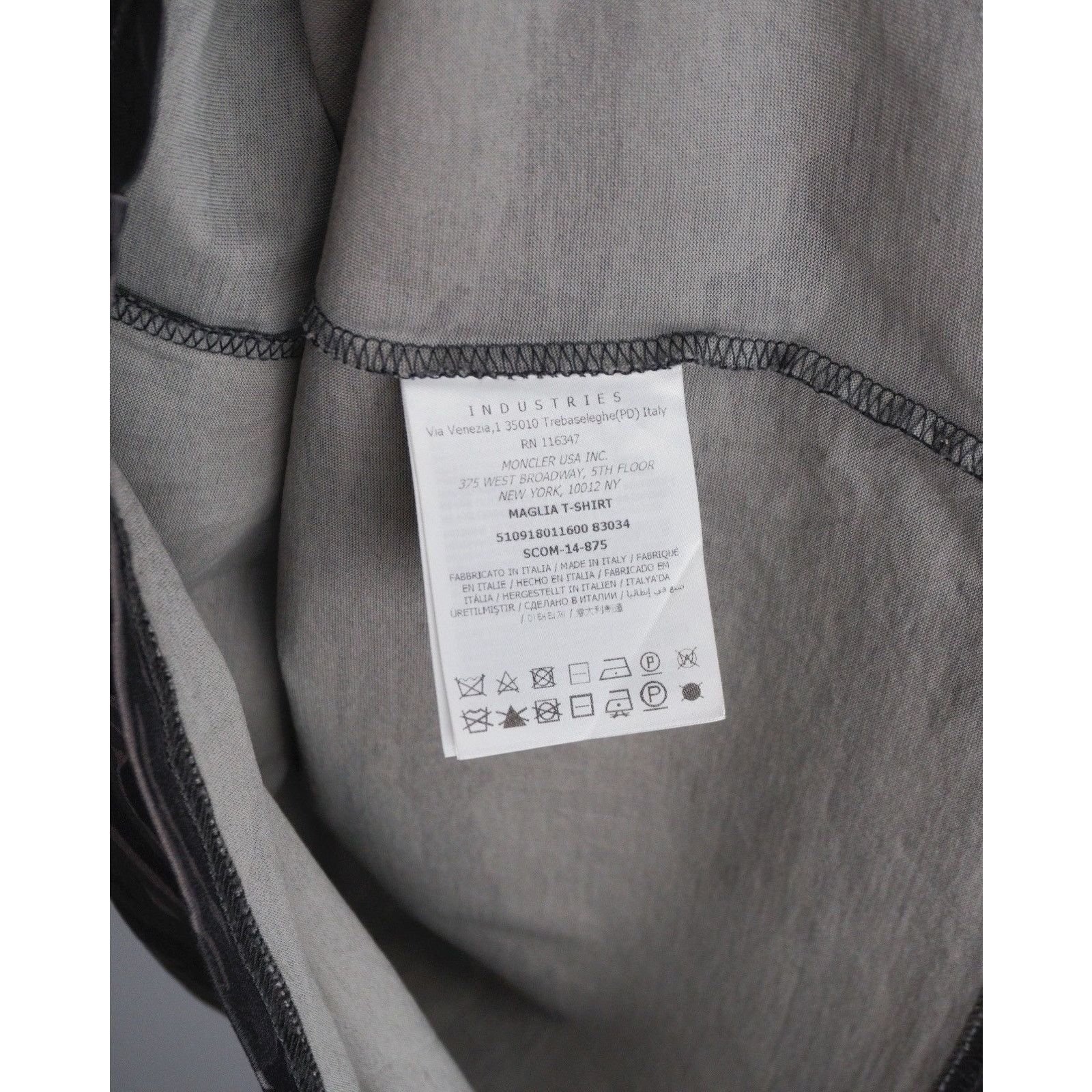 Moncler Moncler logo grey tee shirt Size US L / EU 52-54 / 3 - 7 Thumbnail