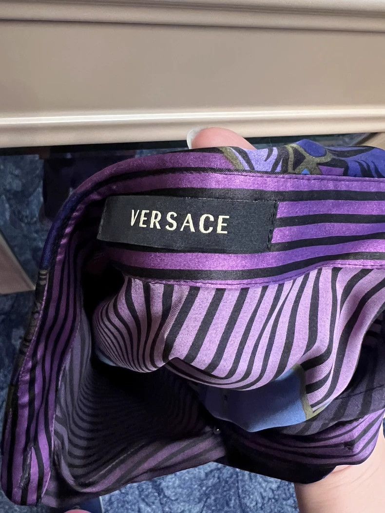 Versace Versace Printed shirts Size M / US 6-8 / IT 42-44 - 4 Thumbnail