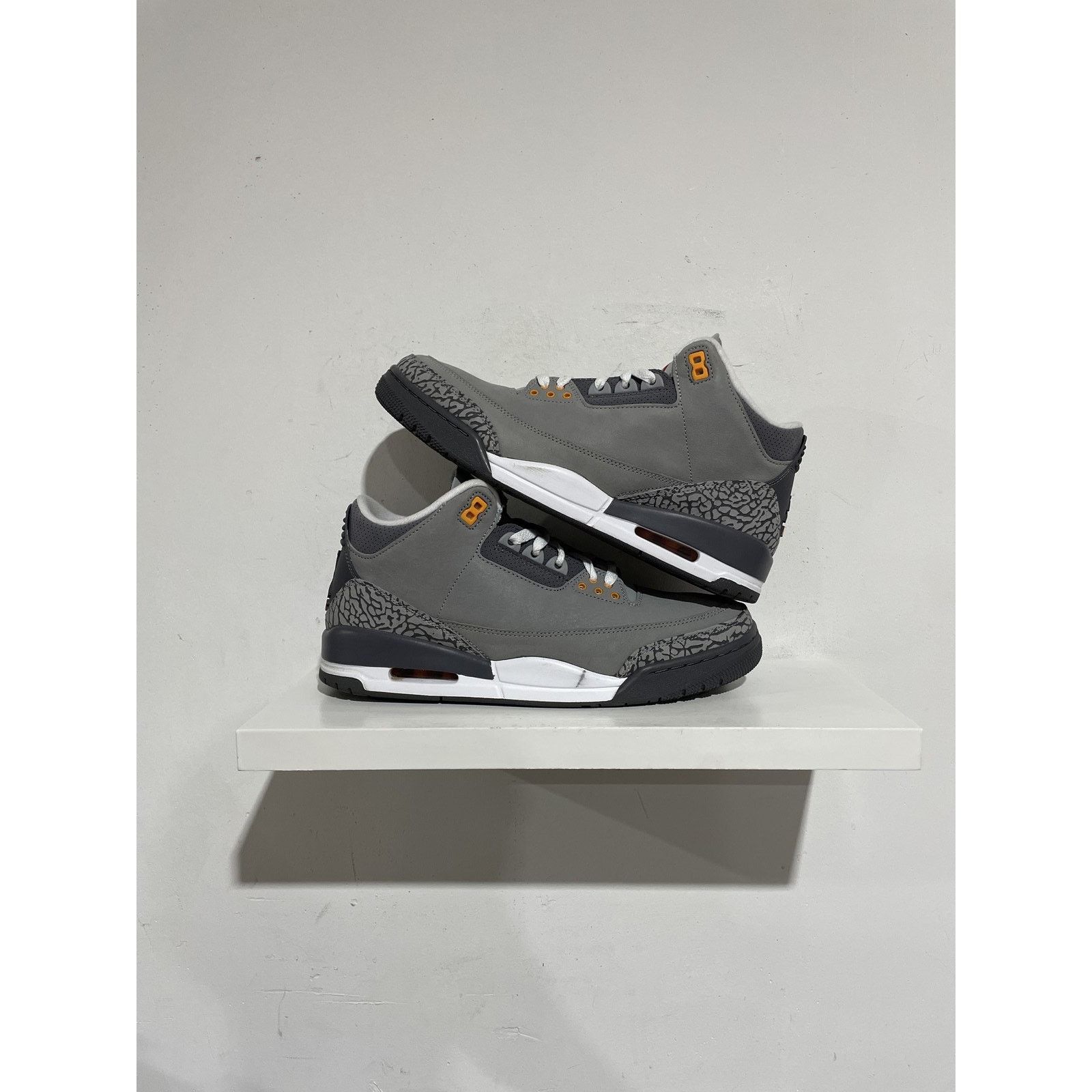 NIKE JORDAN 3 COOL GREY 2021 SIZE 11 PREOWNED