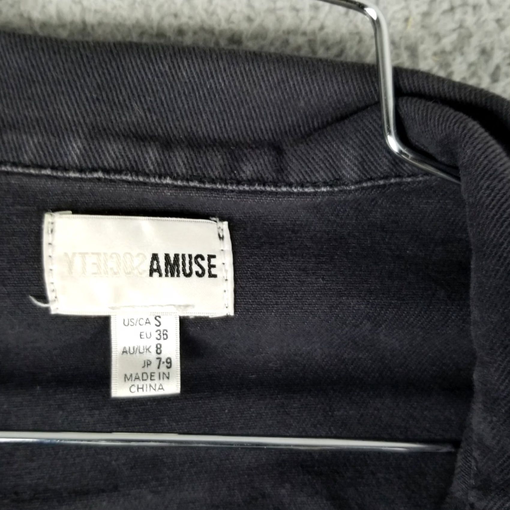 Vintage Amuse Society Denim Trucker Jacket Black Woman Small Distressed Jeans Jacket Women XS- S? Size S / US 4 / IT 40 - 2 Thumbnail