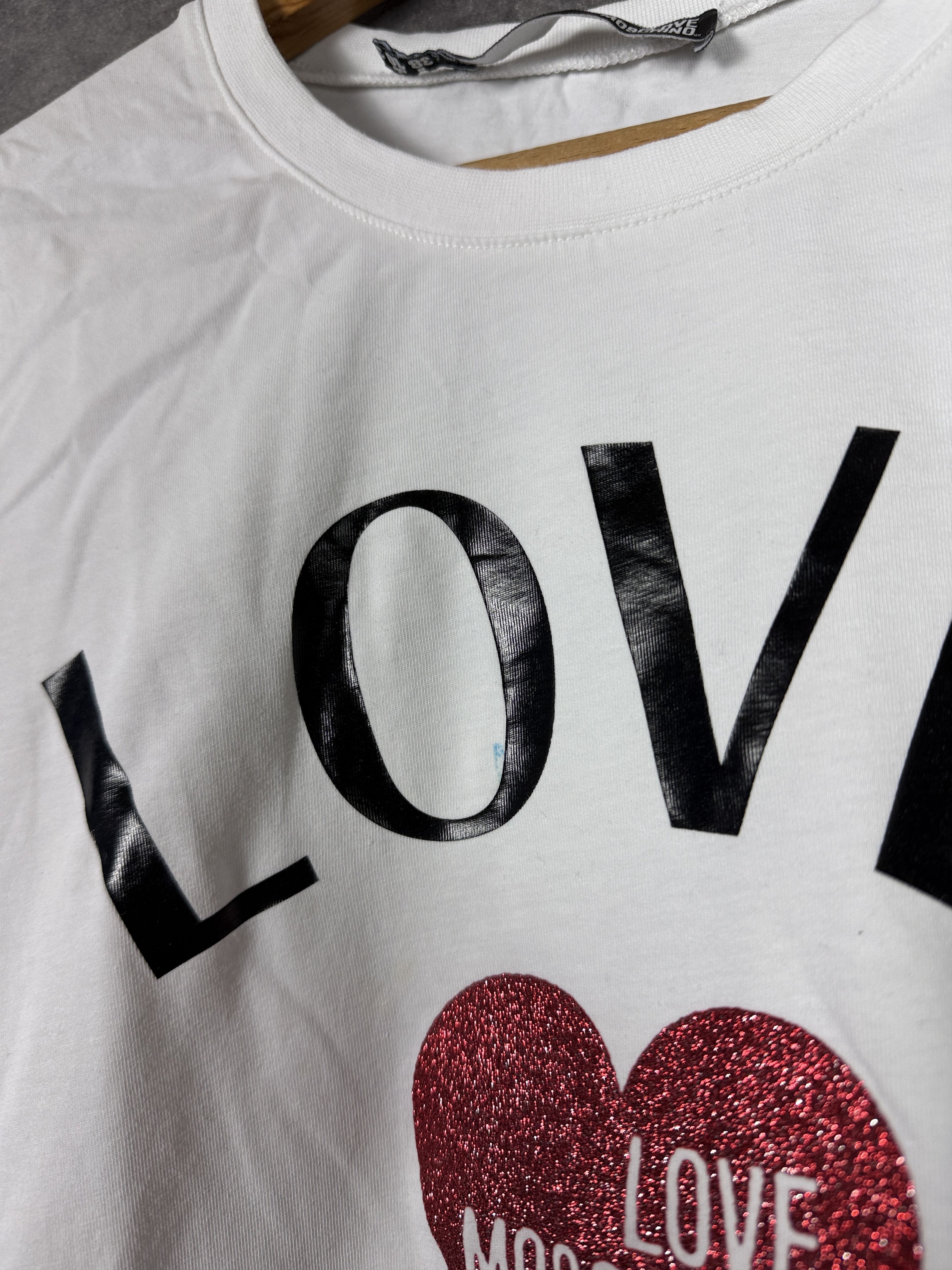 Love Moschino Love Moschino women’s t-shirt Love heart print white cotton Size M / US 6-8 / IT 42-44 - 4 Thumbnail