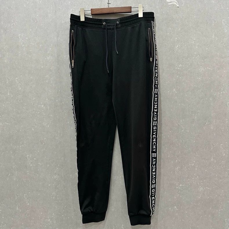Givenchy Givenchy Side Logo Sweatpants - dmc Size US 34 / EU 50 - 1 Thumbnail