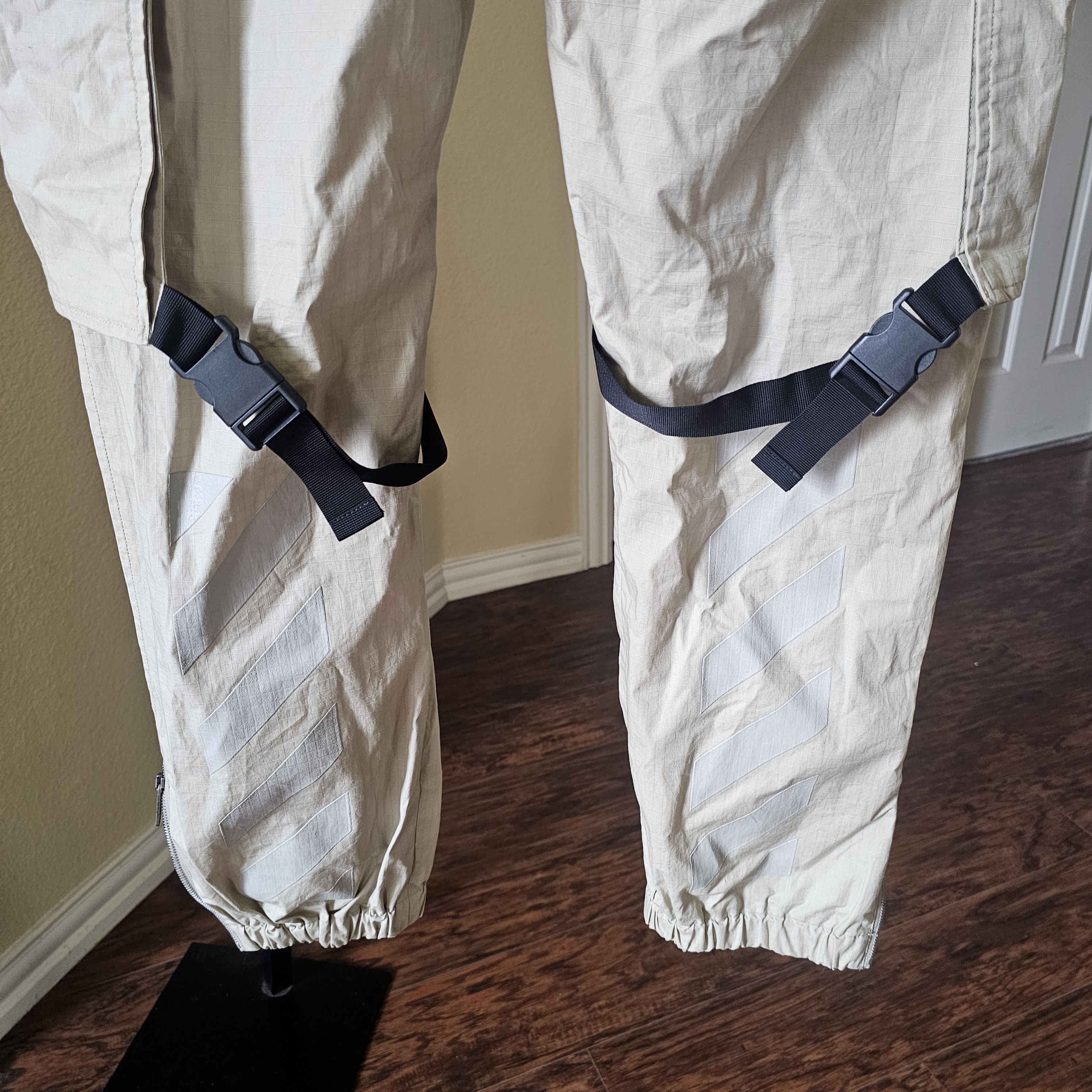 Off-White Off-White Beige Cotton Cargo Pants Size S Size US 32 / EU 48 - 10 Thumbnail