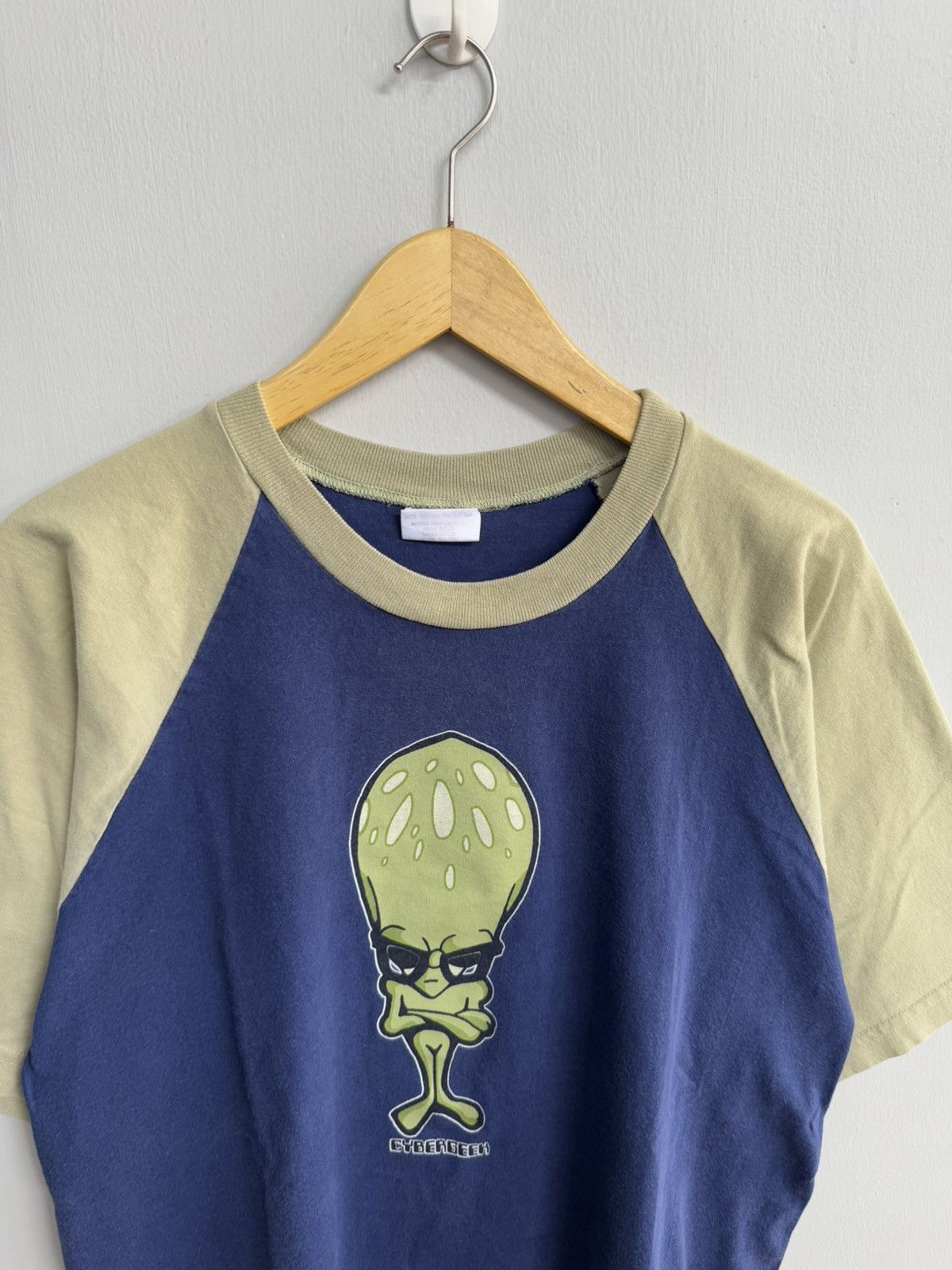 Vintage VINTAGE CYBERGEEK ALIEN ART LOGO SHIRT Size US L / EU 52-54 / 3 - 2 Thumbnail
