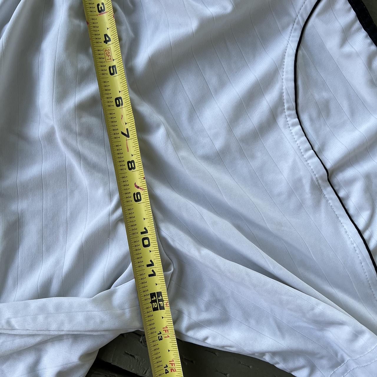 Vintage REAL MADRID Home Football Soccer Shorts Size US 26 / EU 42 - 5 Thumbnail
