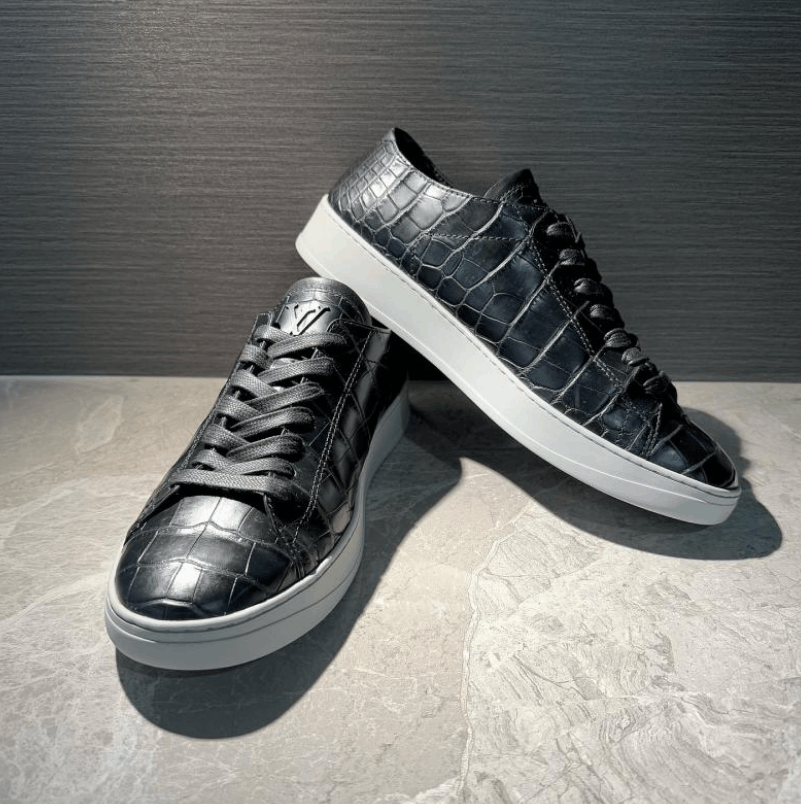 Louis Vuitton Louis Vuitton low-top fashion skate shoes Size US 10 / EU 43 - 7 Thumbnail