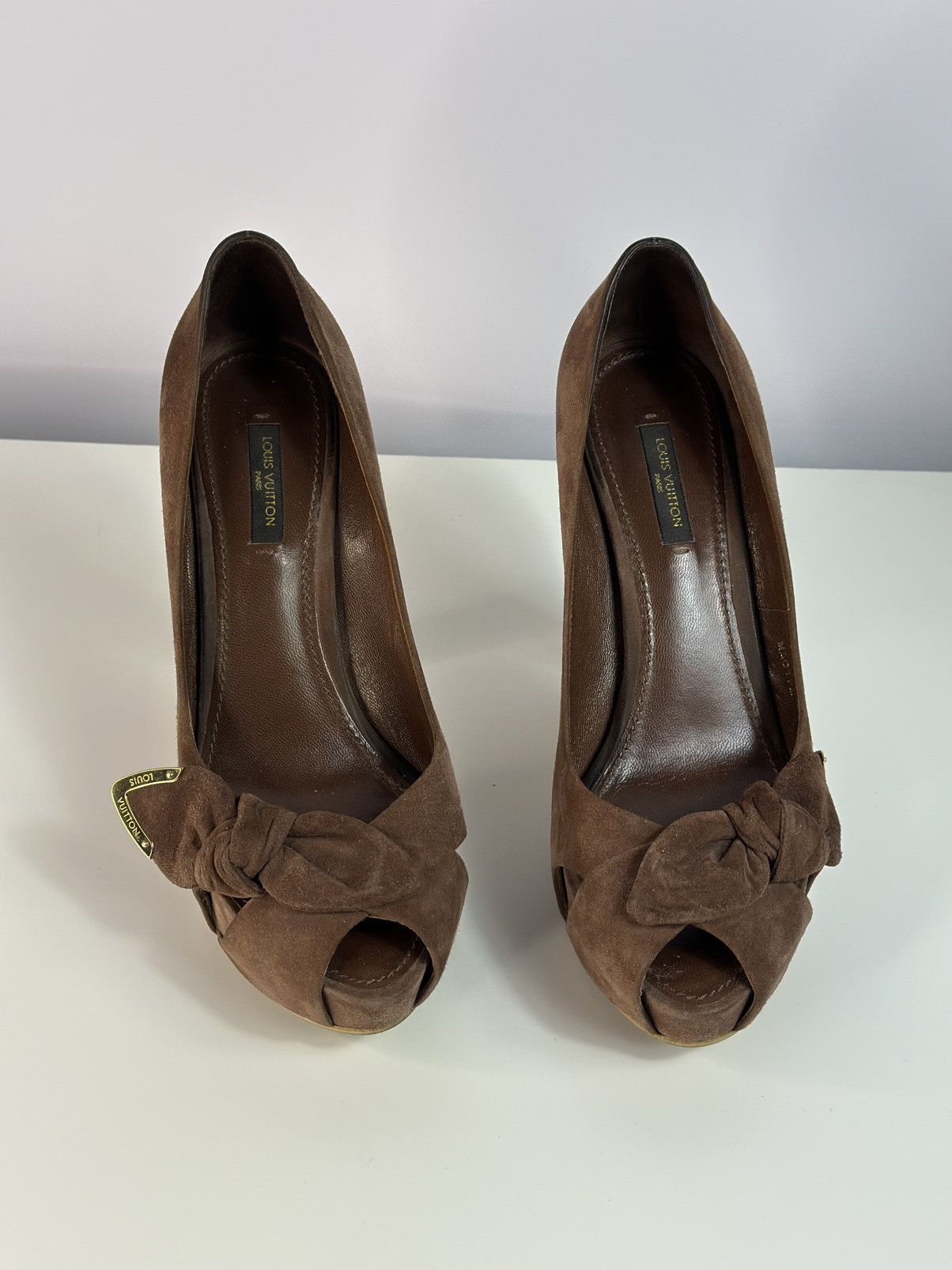 Louis Vuitton Louis Vuitton Brown Suede Catania Peep Toe Platform Pumps Size US 8 / IT 38 - 3 Thumbnail