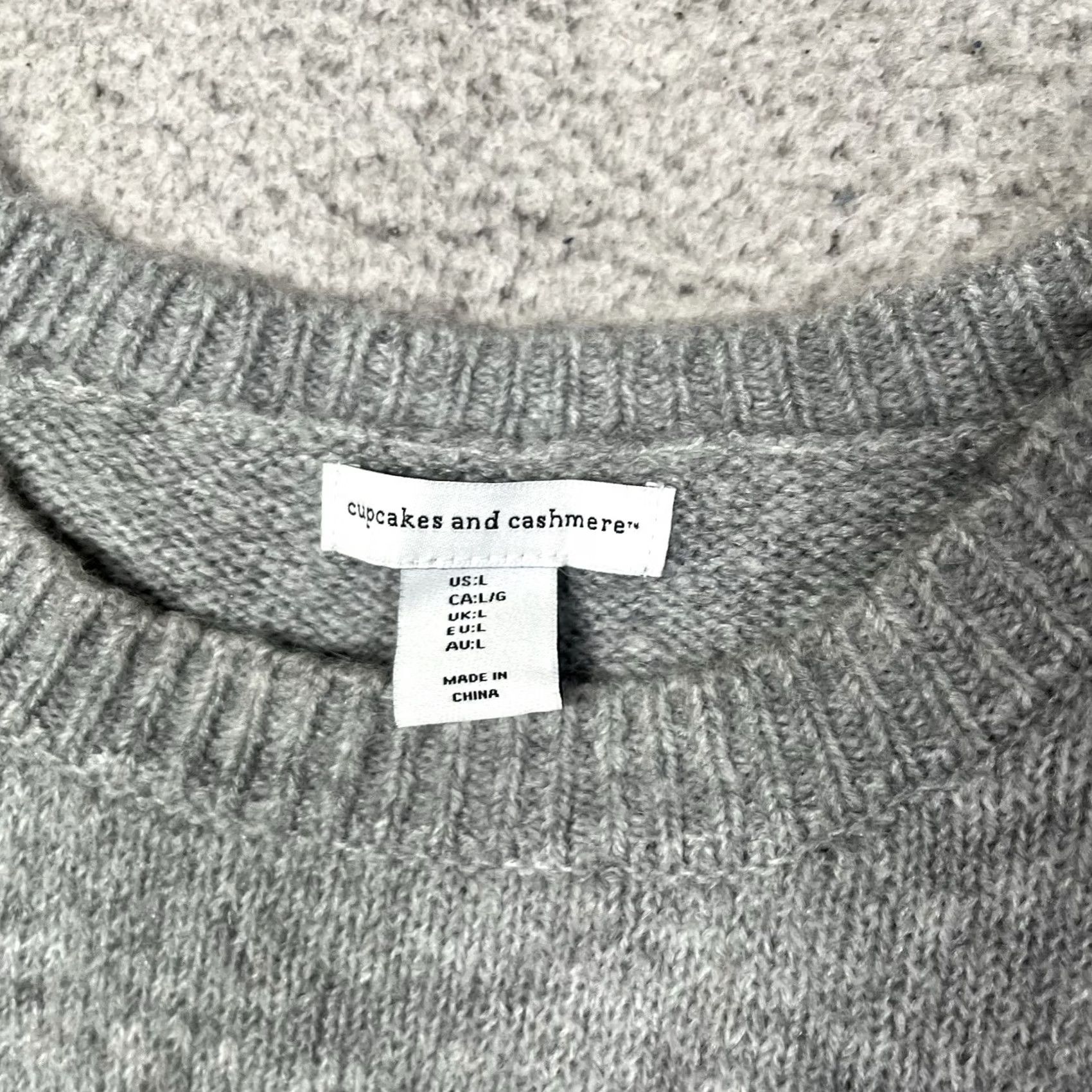 Vintage Cupcakes and Cashmere Dog Sweater Womens L Crew Neck Long Sleeve Gray Knit Pullover Christmas Holiday Animal Pattern Autumn Winter Size L / US 10 / IT 46 - 2 Thumbnail