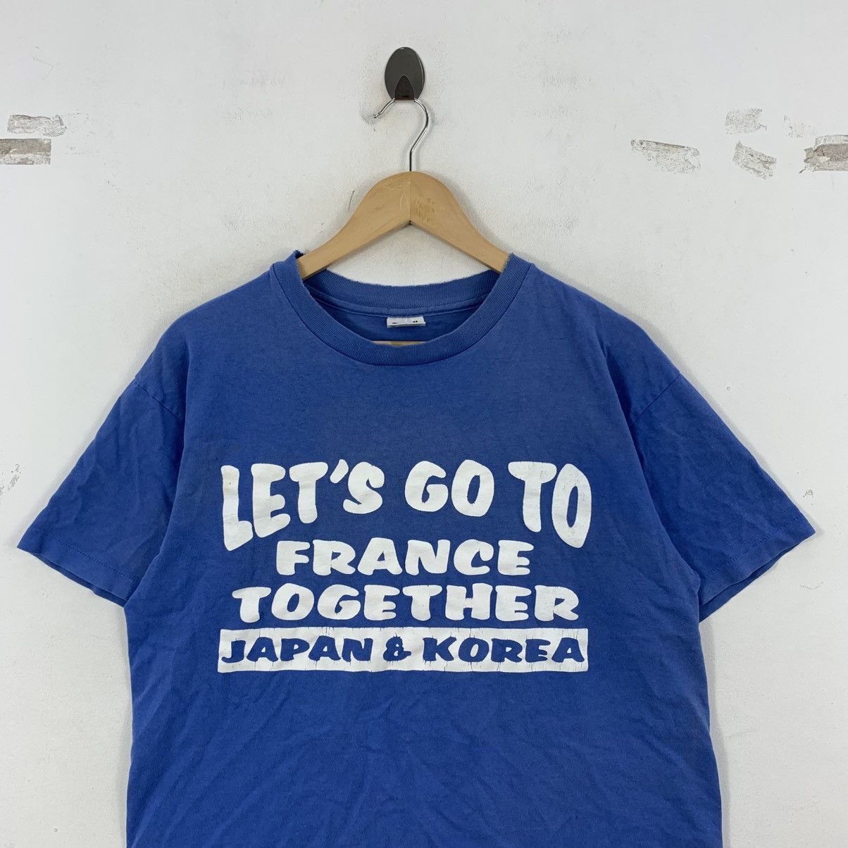 Vintage Vintage 90s BOMBONERA Lets GoTo France Together Japan Tshirt Size US L / EU 52-54 / 3 - 3 Thumbnail