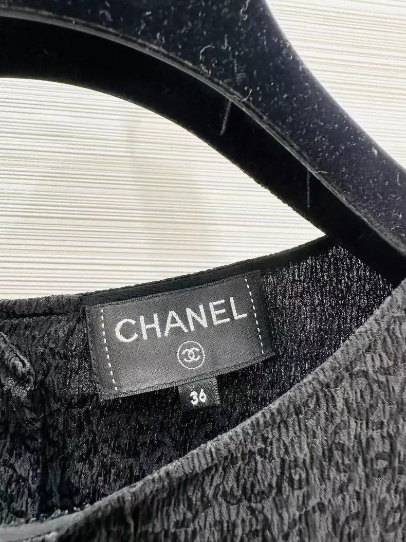 Chanel Chanel Full logo dark pattern bow short sleeves Size XS / US 0-2 / IT 36-38 - 3 Thumbnail