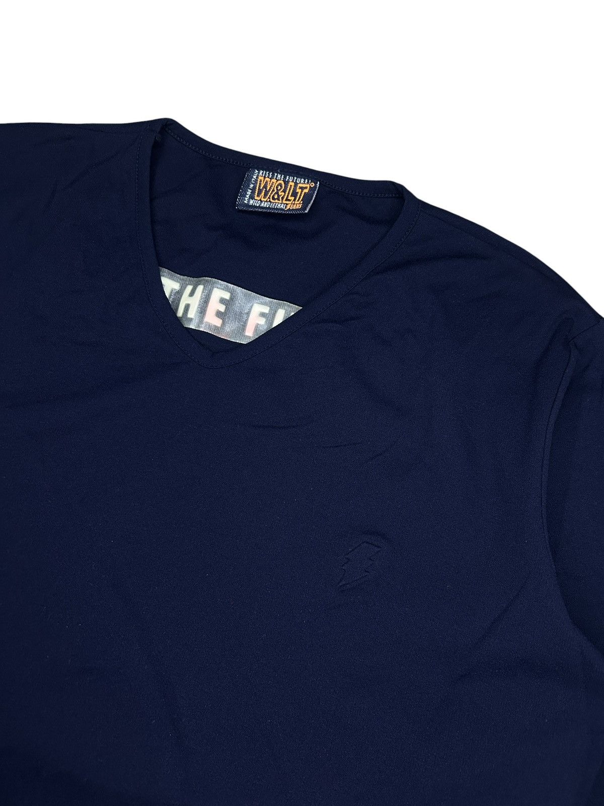 W&LT Kiss The Future Embossed Tshirt Size US L / EU 52-54 / 3 - 4 Thumbnail