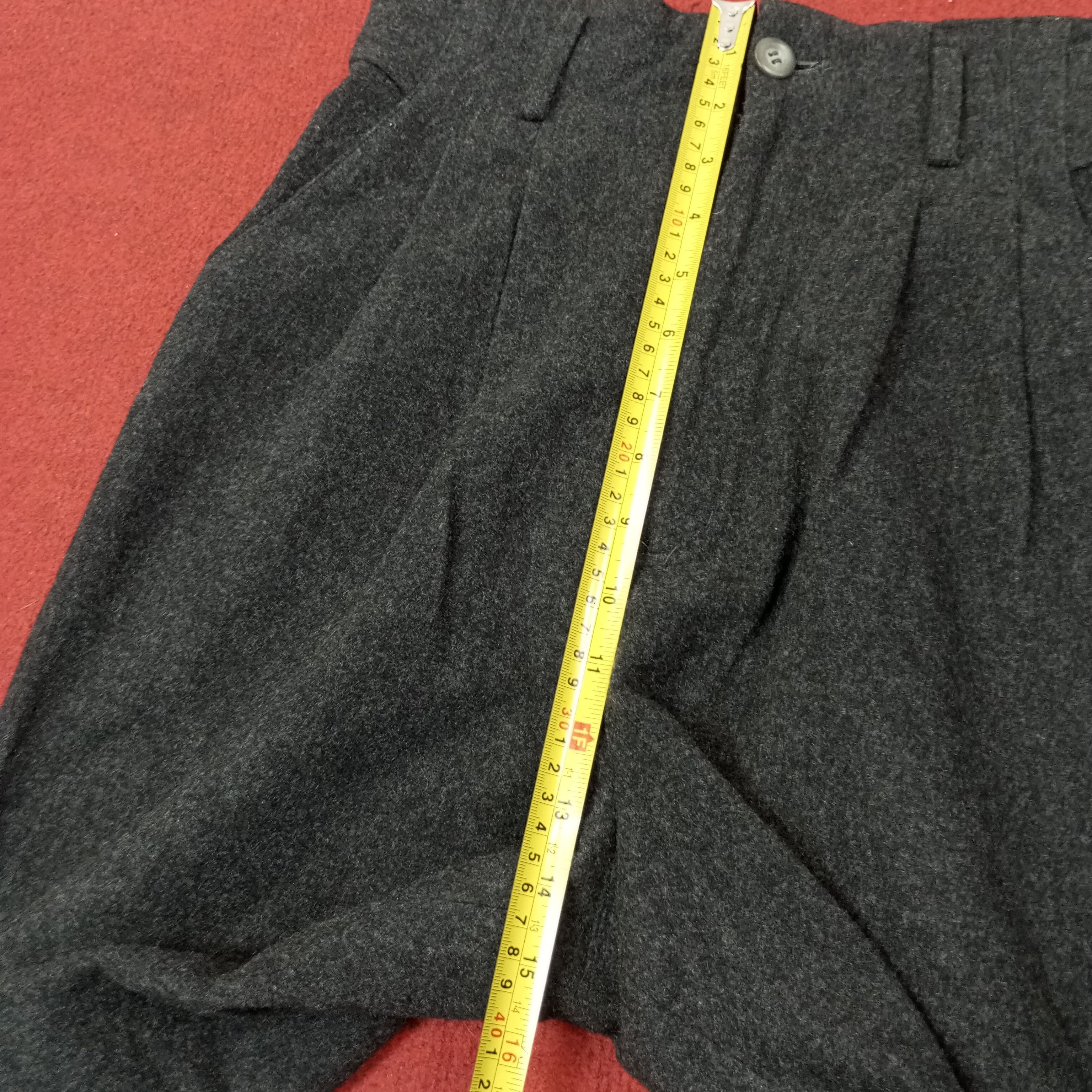 Hai Sporting Gear Hai Sporting Gear by Issey Miyake Designer Short Pant c252n7 Size US 27 - 10 Thumbnail