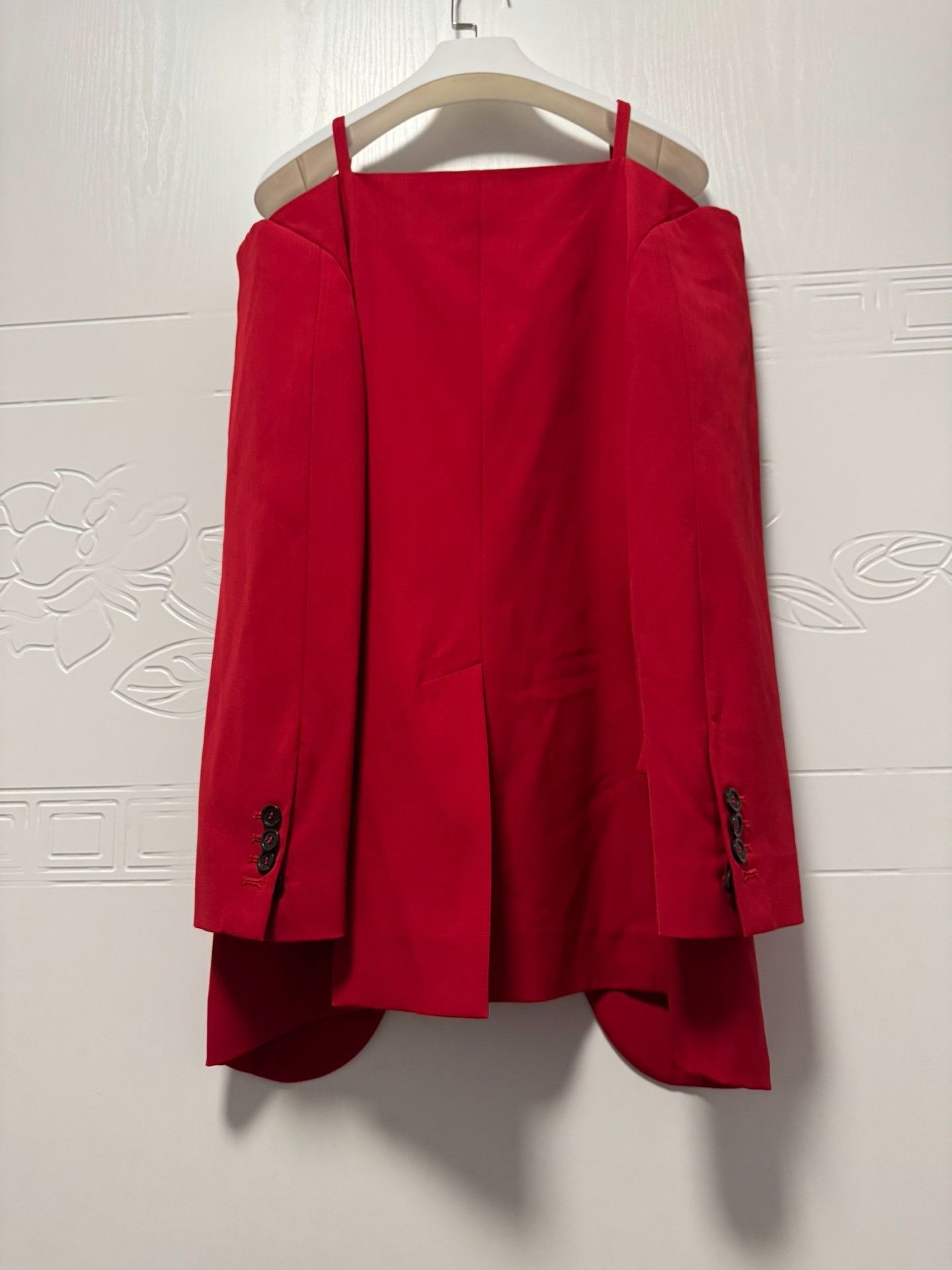 Maison Margiela Maison Margiela An off-the-shoulder suit jacket 2501-Nextar Size XS / US 0-2 / IT 36-38 - 2 Thumbnail