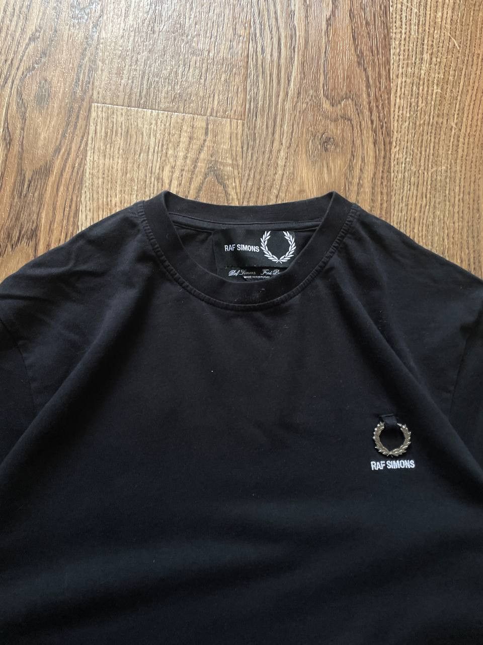 Fred Perry × Raf Simons Fred Perry X Raf Simons Vintage Black T-Shirt Size US S / EU 44-46 / 1 - 3 Thumbnail