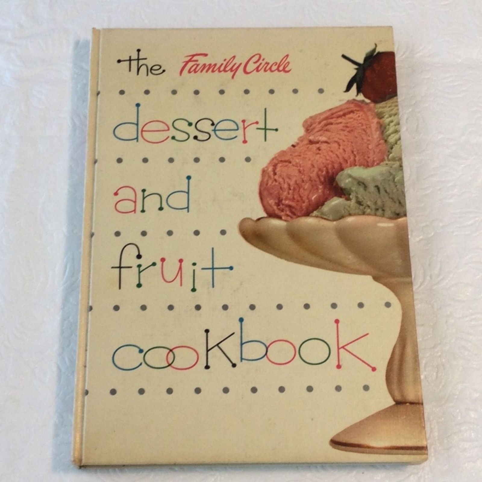 Other The Family Circle Vintage Cookbooks Set of Four Hardback Size ONE SIZE - 5 Thumbnail