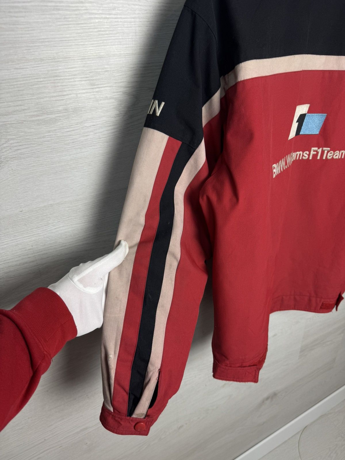 BMW BMW Williams Racing F1 Formula Uno Jacket Red Vintage Size US L / EU 52-54 / 3 - 17 Thumbnail