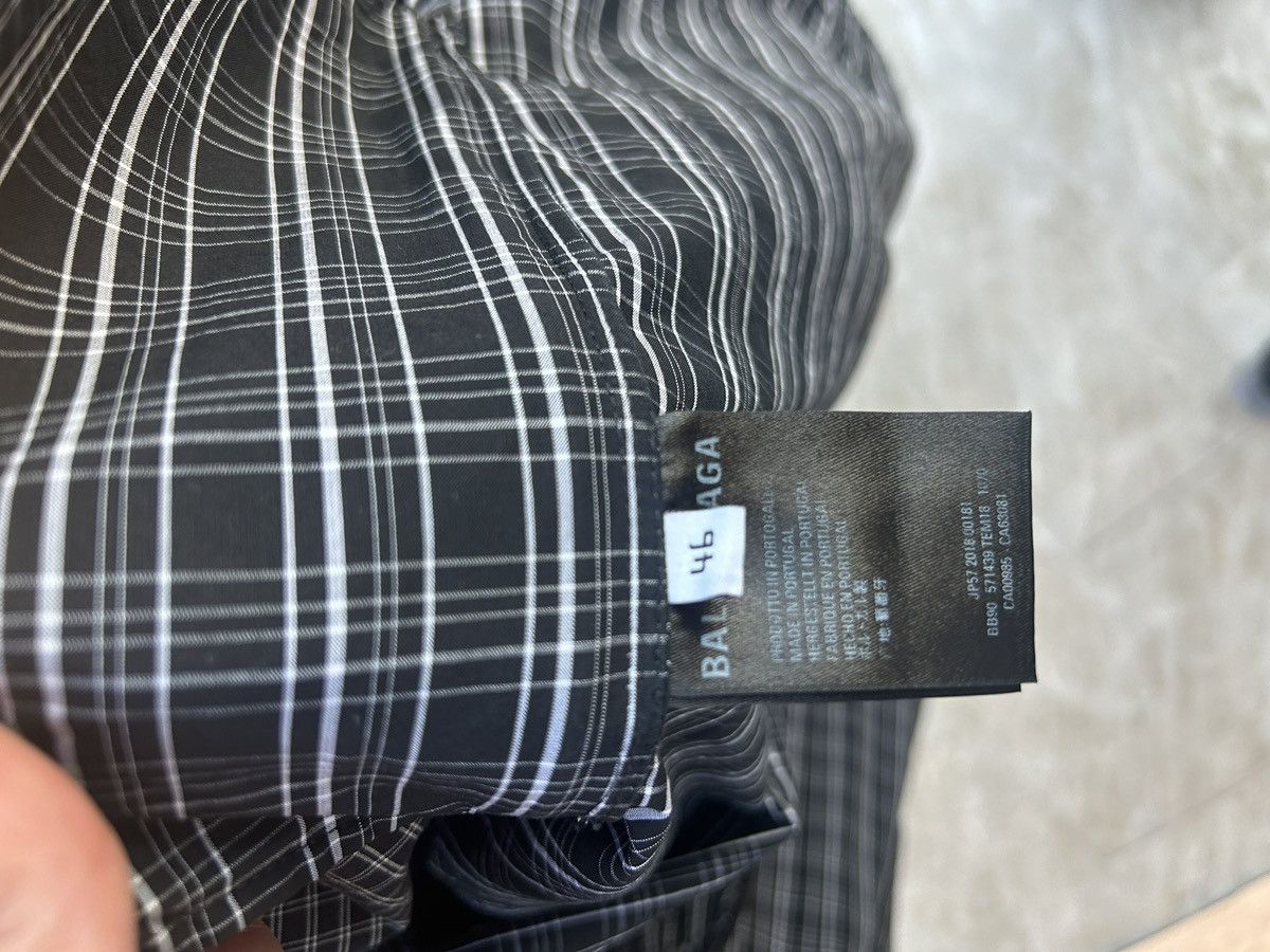 Balenciaga Balenciaga plaid track jacket Size US XL / EU 56 / 4 - 3 Thumbnail