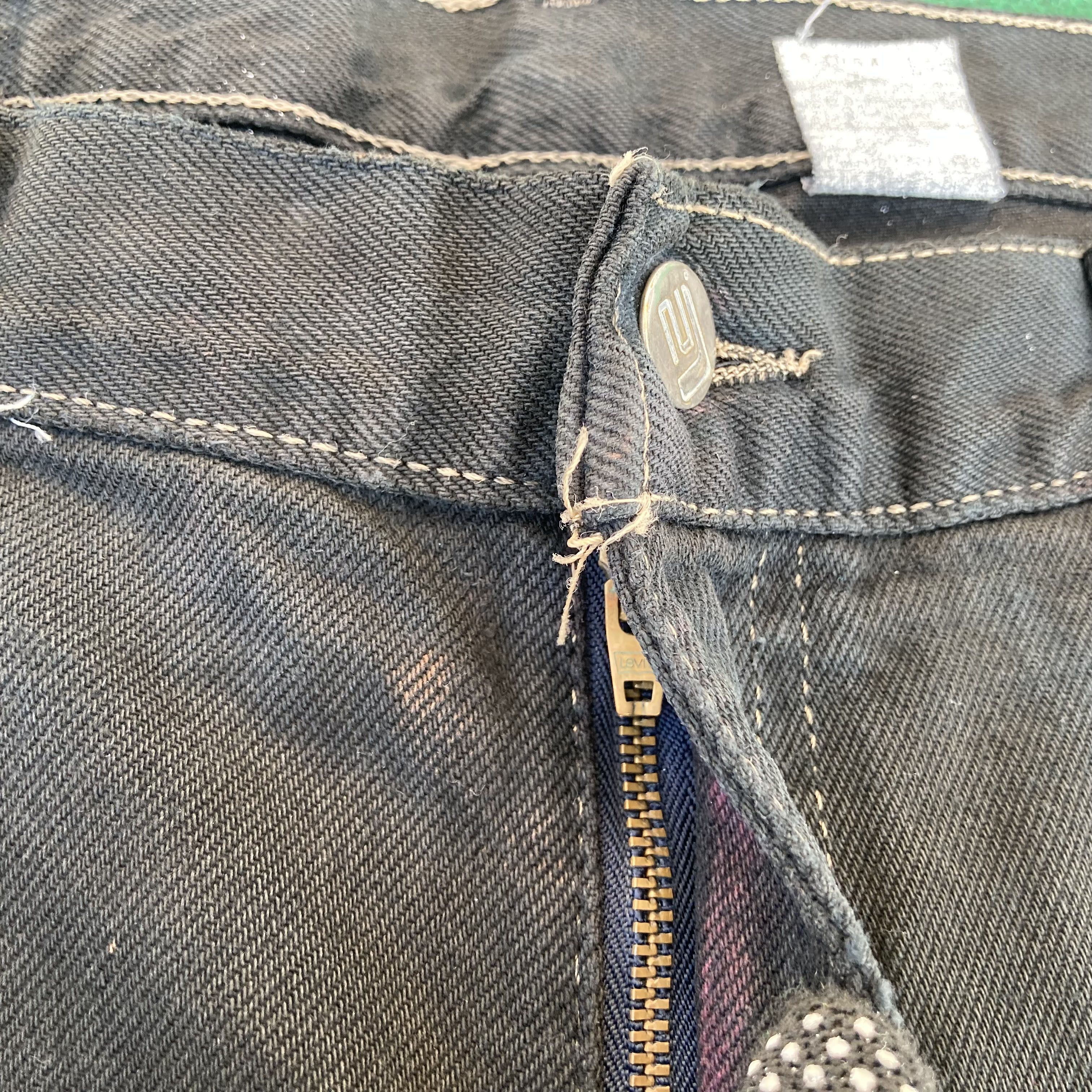 Levi's × Vintage Vtg Levis Baggy L2 Fit Short Jorts Distressed Ripped Jeans Size US 35 - 3 Thumbnail