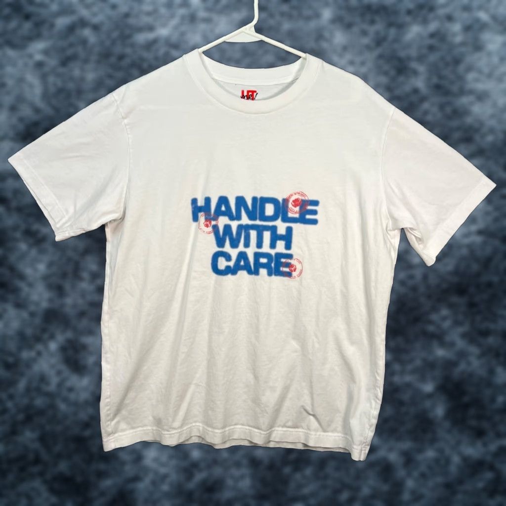 Uniqlo Uniqlo UT Handle With Care Graphic White T-Shirt Mens L 100% Cotton Shirt Summer White Mens Large Size US L / EU 52-54 / 3 - 1 Thumbnail