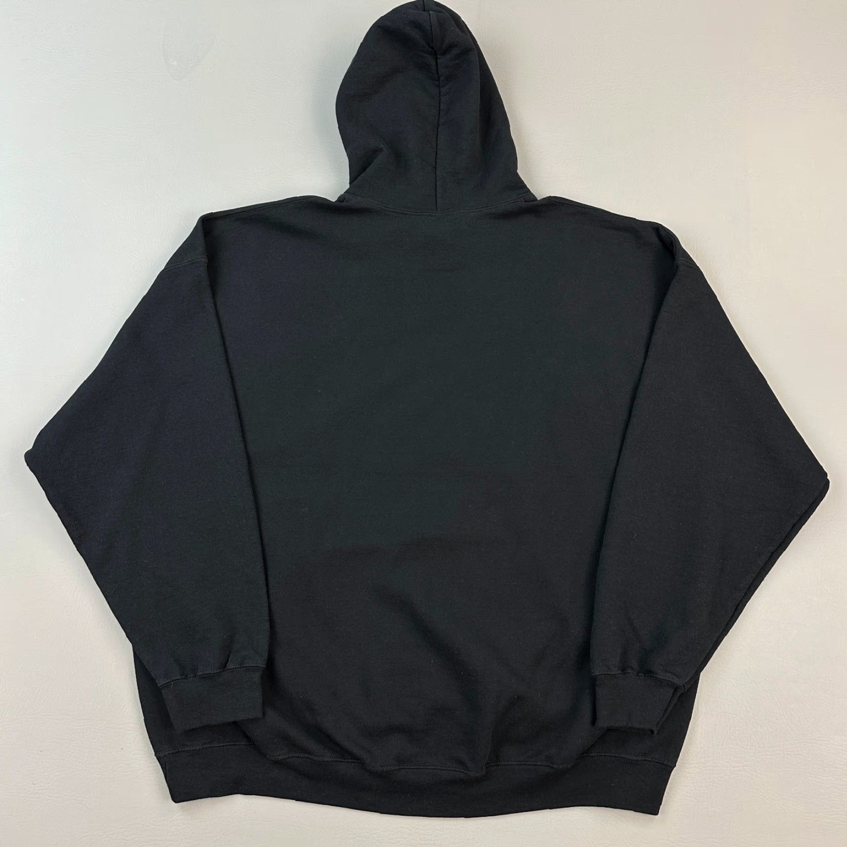 Gildan West London University Hoodie Mens 3XL Black Gildan Logo Spell Out Pullover Size US XXL / EU 58 / 5 - 6 Thumbnail