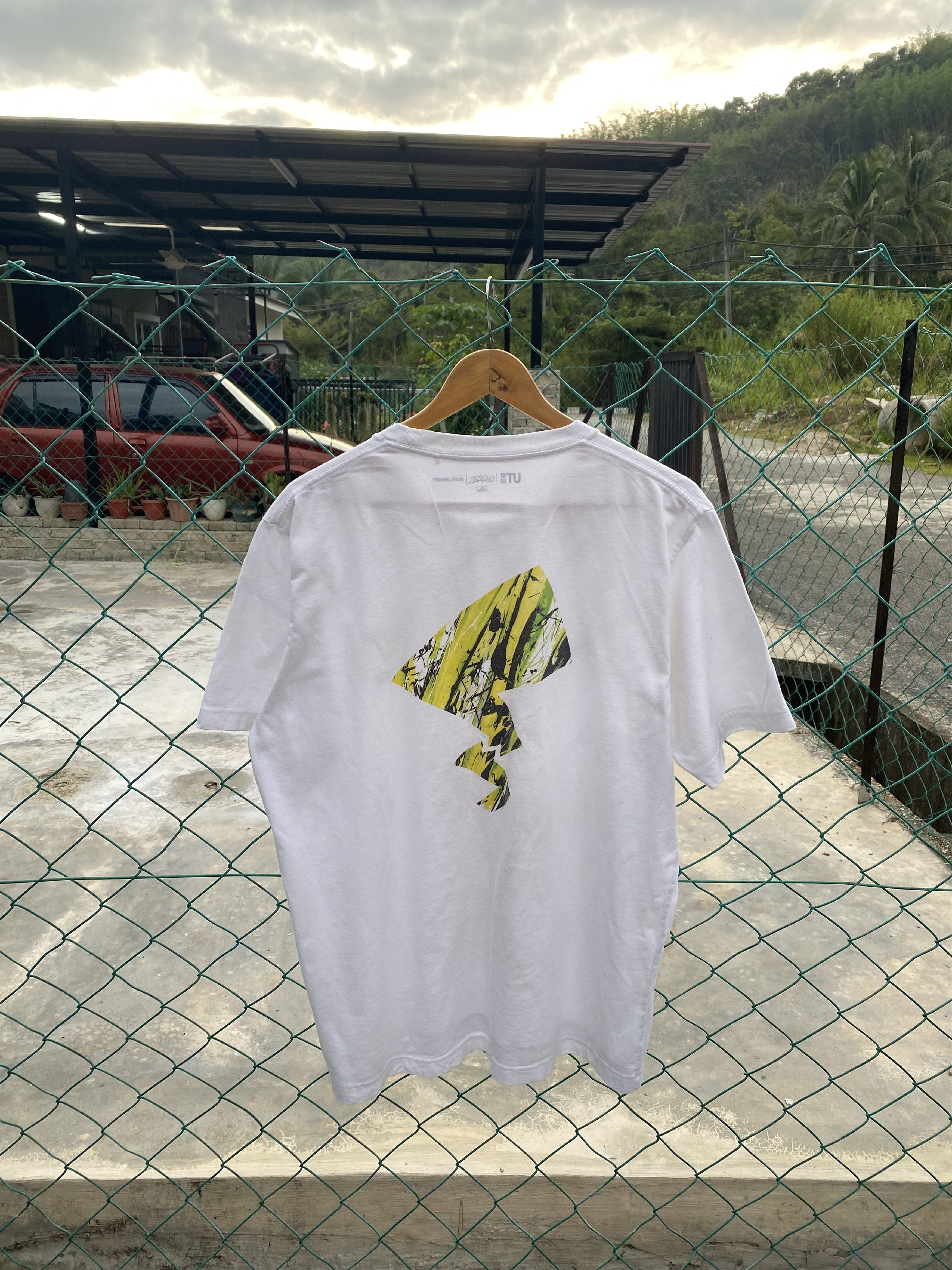 Japanese Brand × Pokemon × Uniqlo Uniqlo X pokemon meguru yamaguchi tshirts Size US XL / EU 56 / 4 - 2 Thumbnail