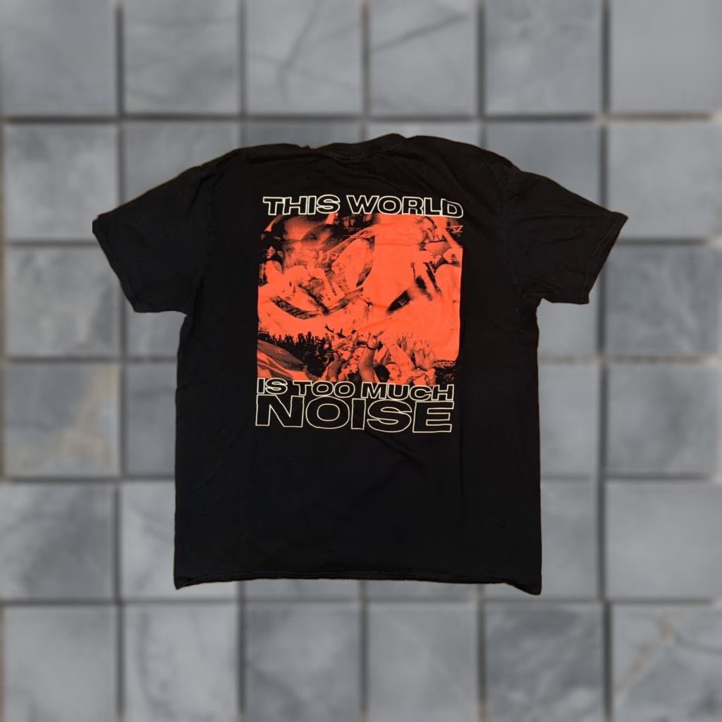 Vintage Rise Against T-Shirt Black XL This World Is Too Much Noise Mens Shirt Regular XL Black Rise Against this world is too much noise T-Shirt Men Size US XL / EU 56 / 4 - 1 Thumbnail