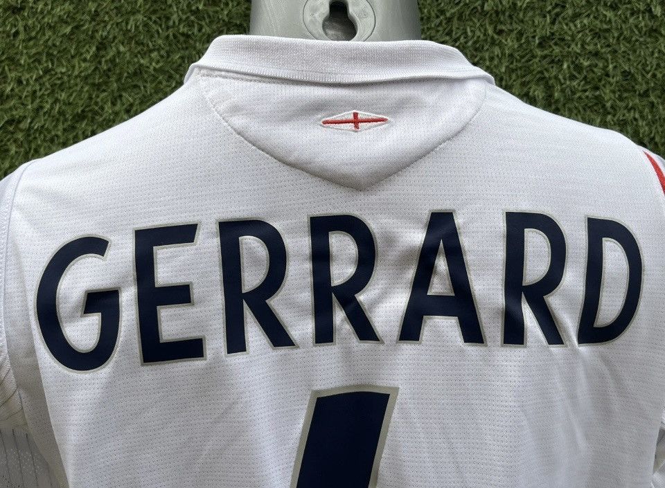 Umbro England jersey gerrard Size US S / EU 44-46 / 1 - 5 Thumbnail